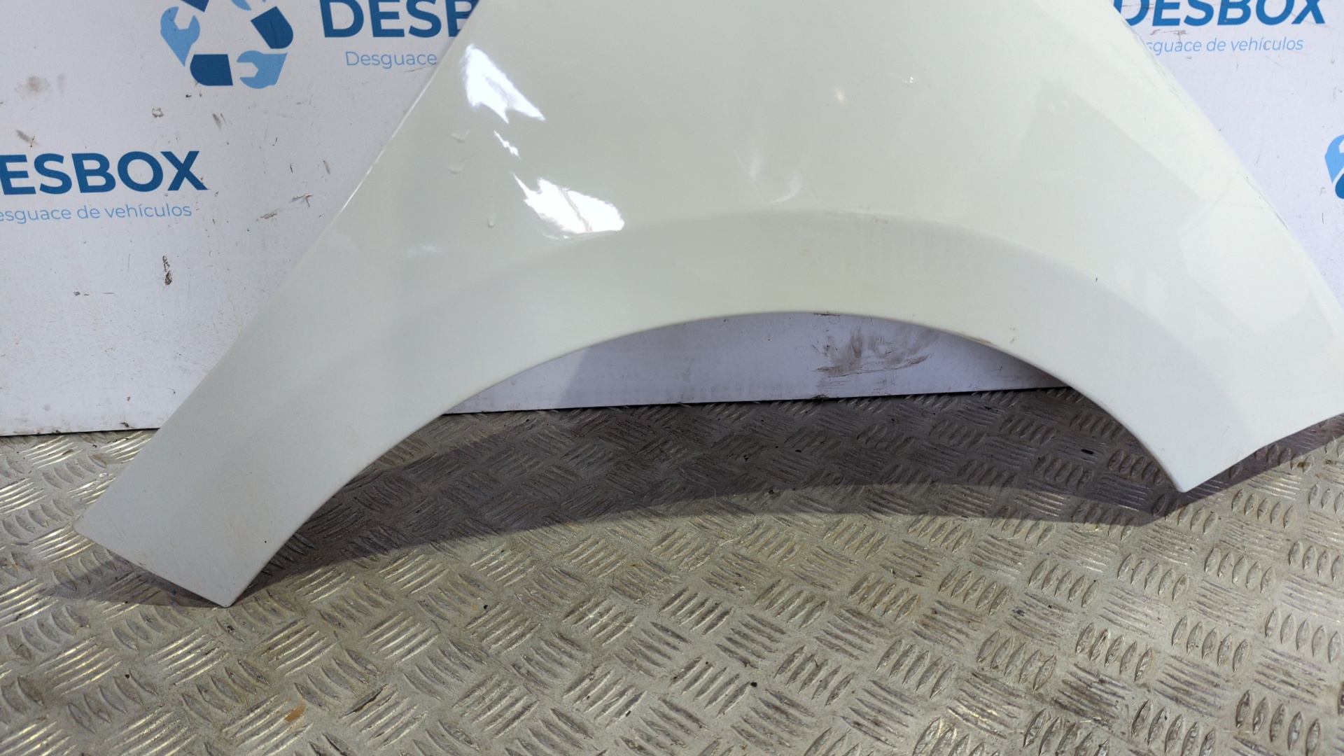 ALETA DELANTERA DERECHA RENAULT MEGANE III BERLINA 5 P - vista 3