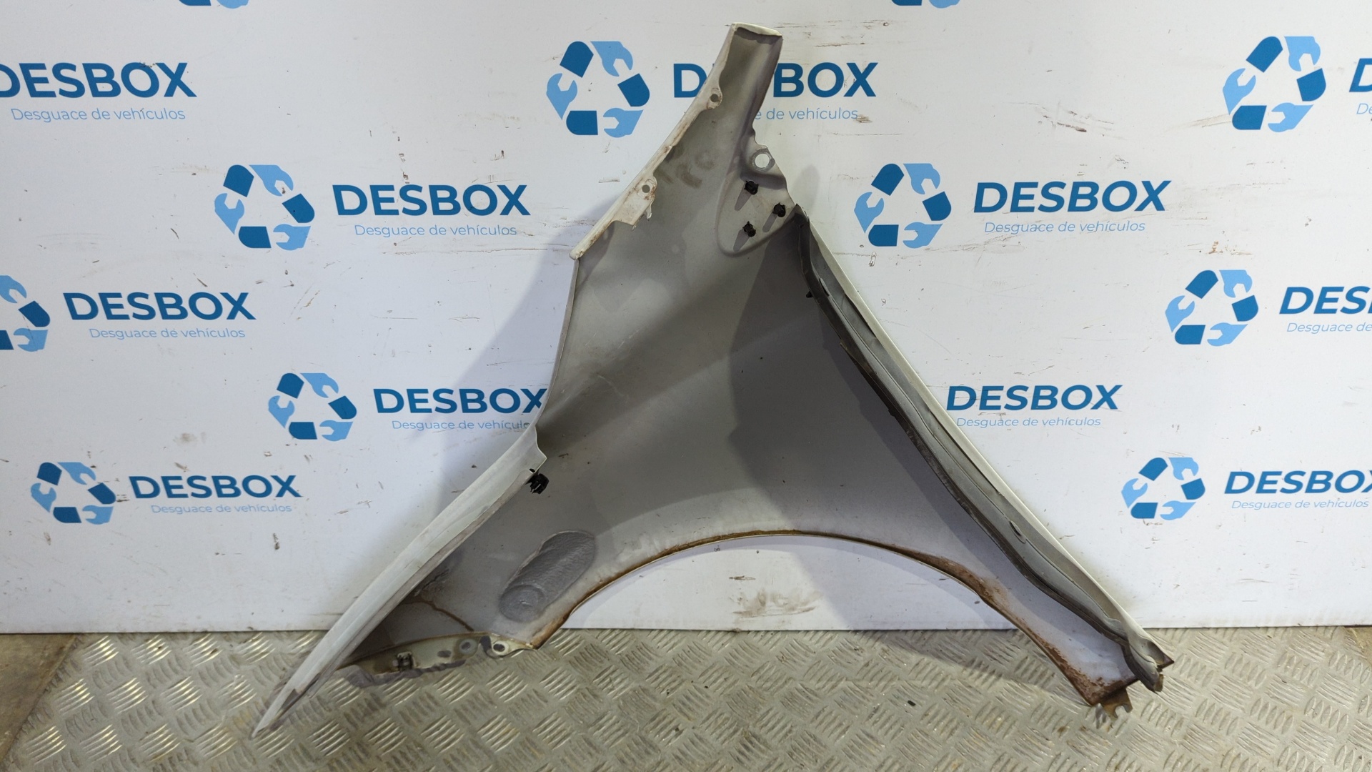 ALETA DELANTERA DERECHA RENAULT MEGANE III BERLINA 5 P - vista 4
