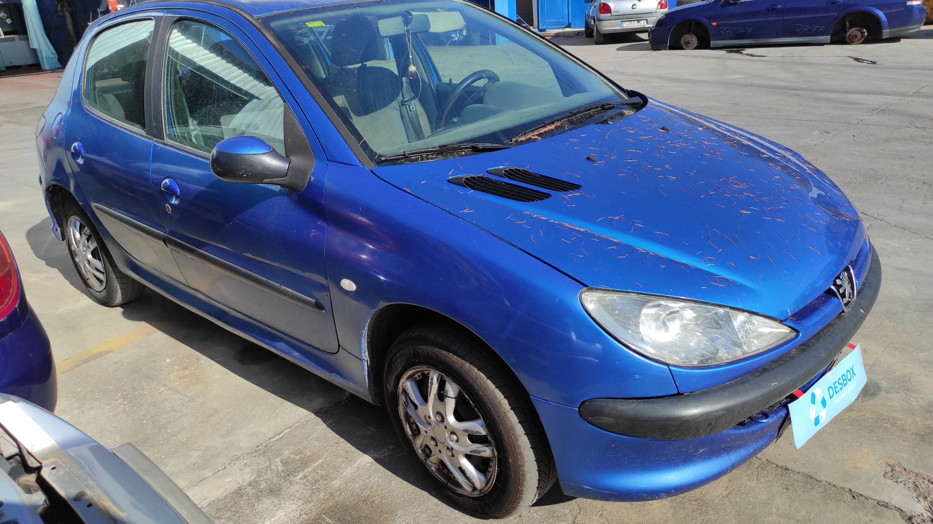 PEUGEOT 206 BERLINA