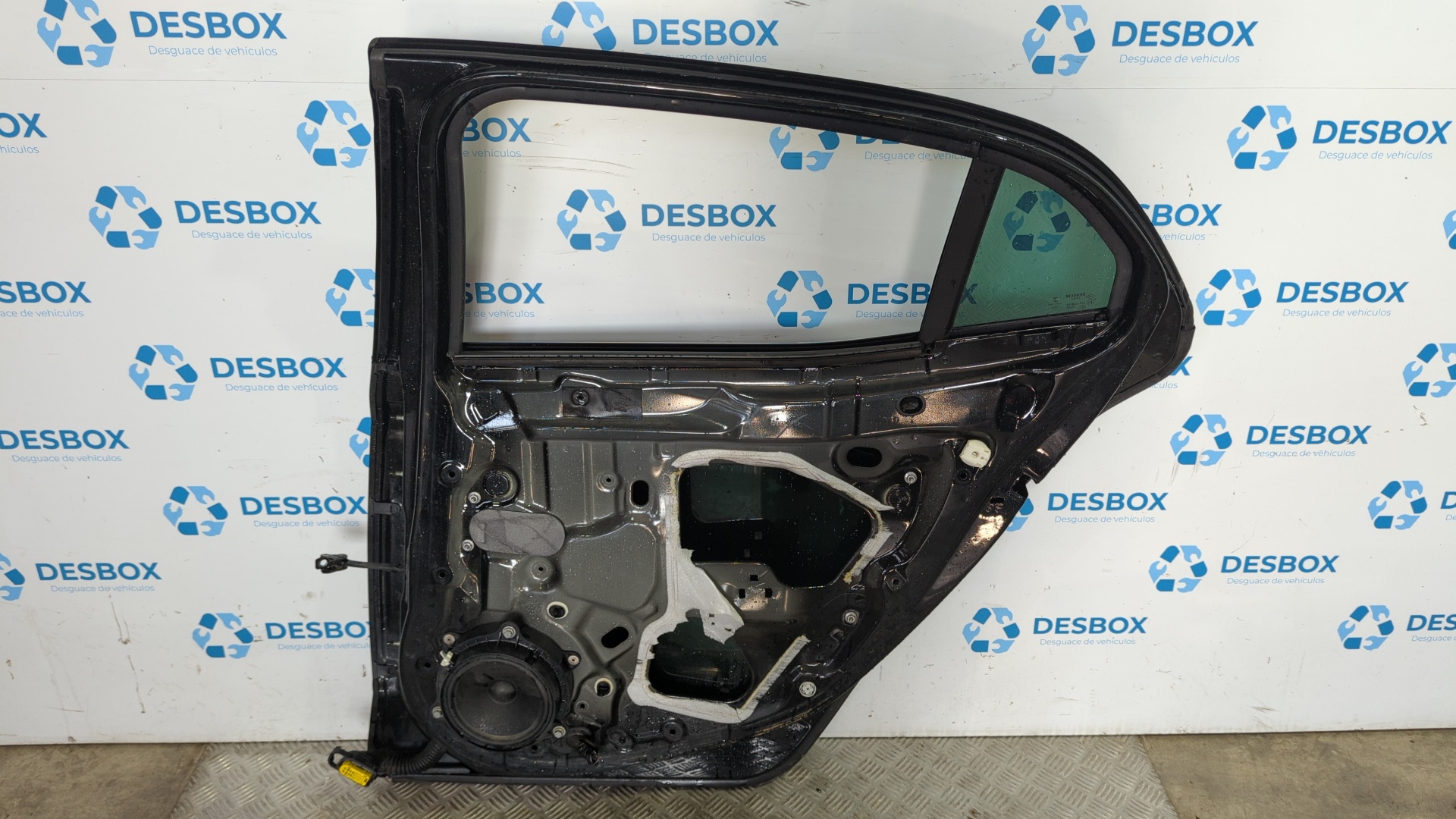 PUERTA TRASERA DERECHA RENAULT MEGANE IV BERLINA 5P - vista 2