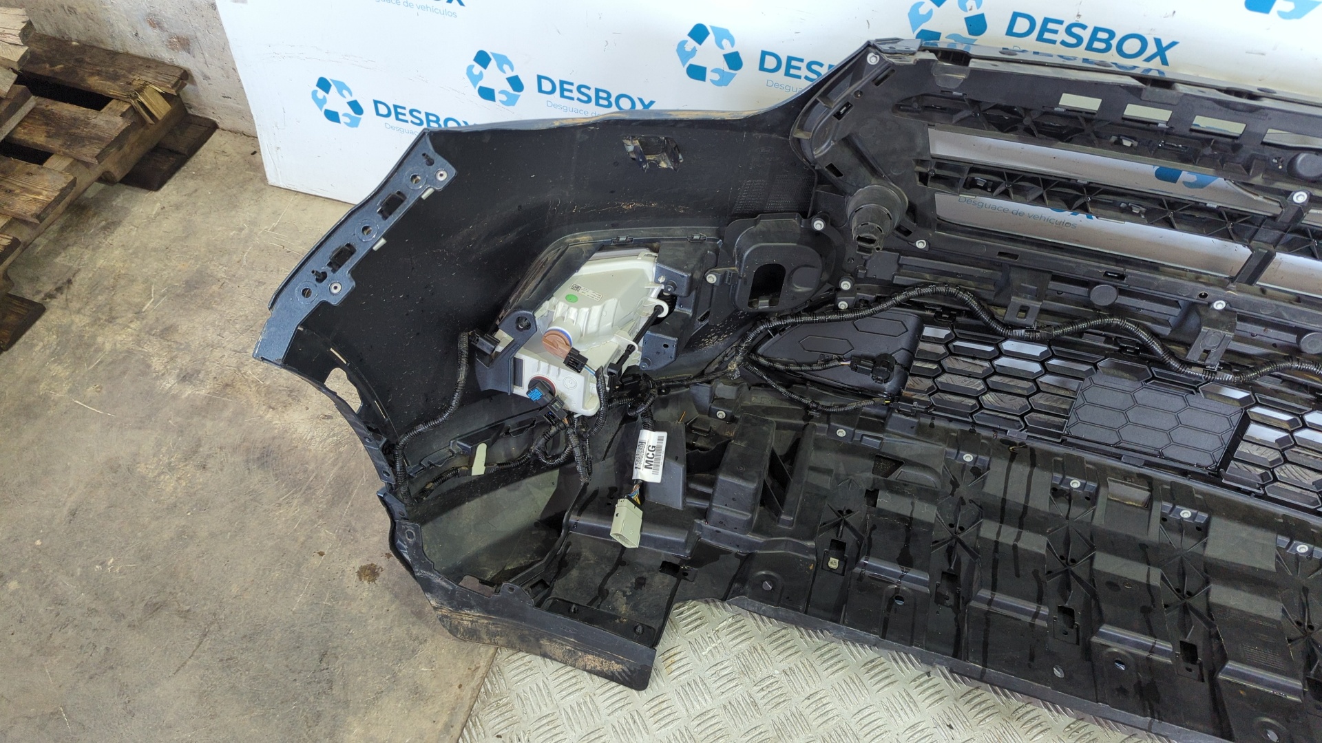 PARAGOLPES DELANTERO FORD KUGA - vista 8