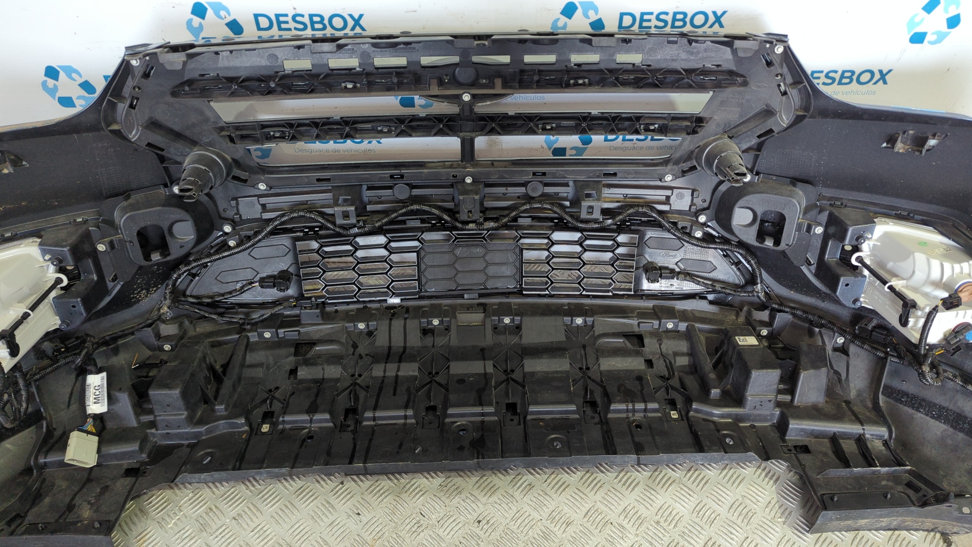 PARAGOLPES DELANTERO FORD KUGA - vista 2