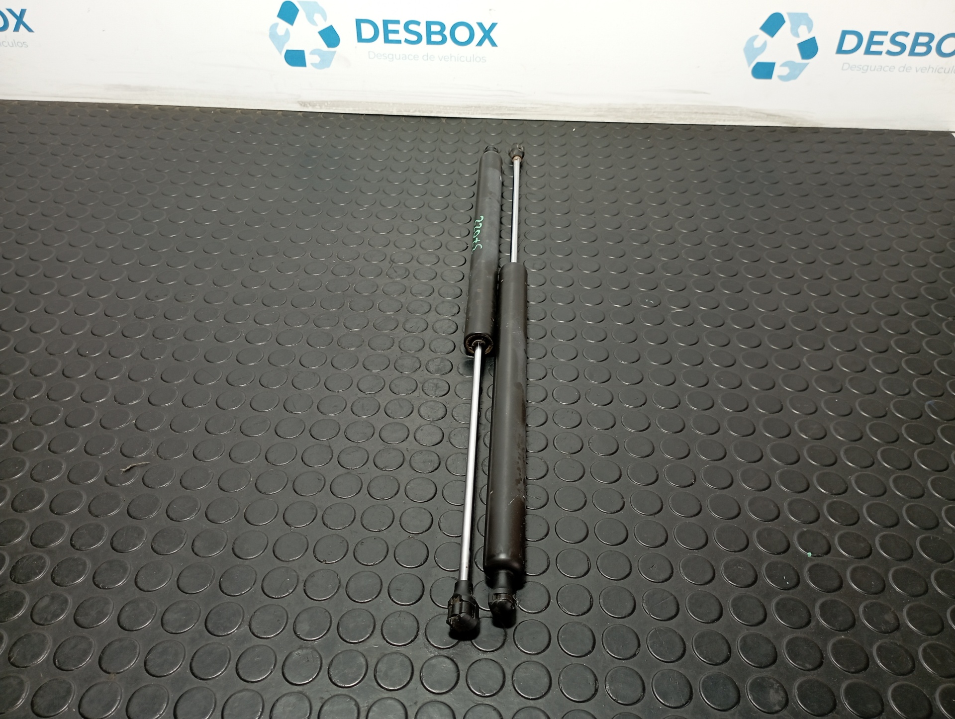 AMORTIGUADORES MALETERO / PORTON PEUGEOT PARTNER - vista 2