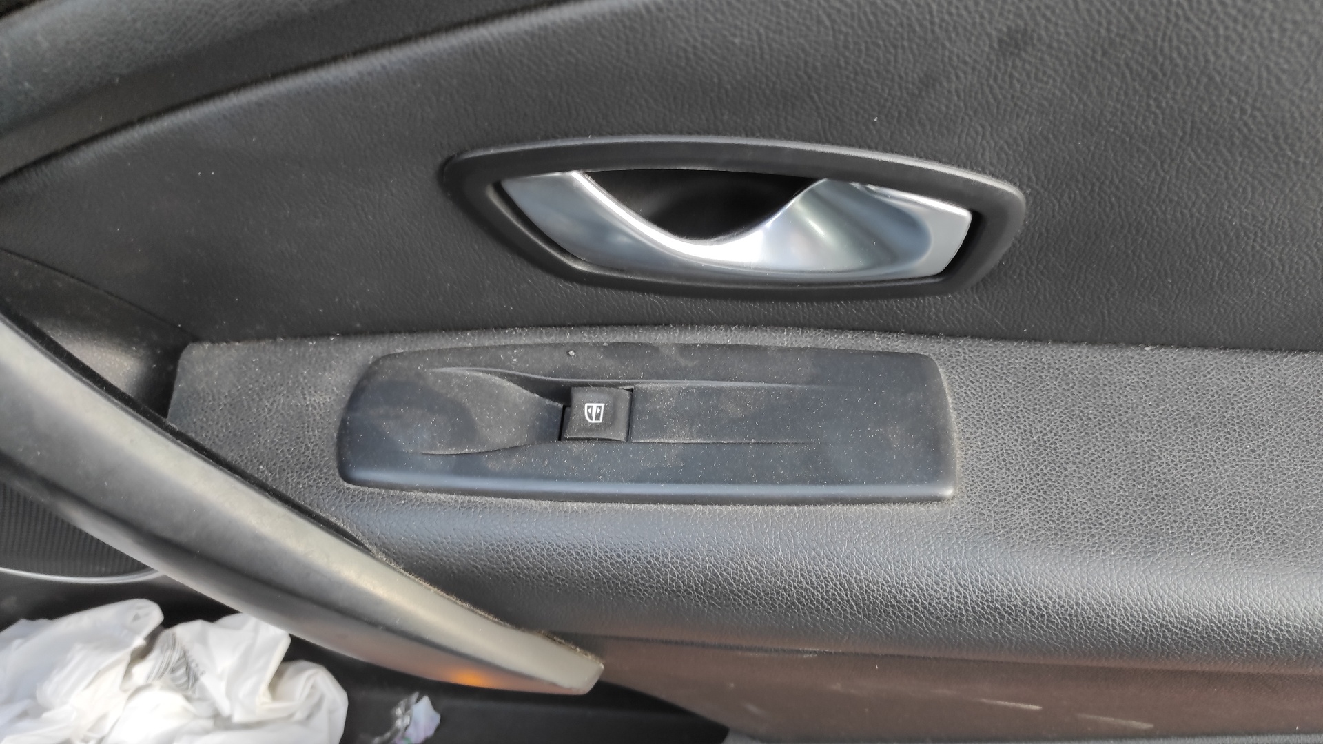 MANDO ELEVALUNAS DELANTERO IZQUIERDO RENAULT MEGANE III COUPE - vista 15