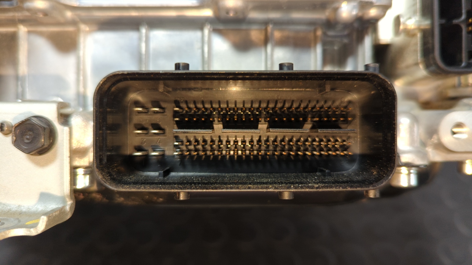 INVERTER / CONVERTER HYUNDAI IONIQ 6 - vista 4