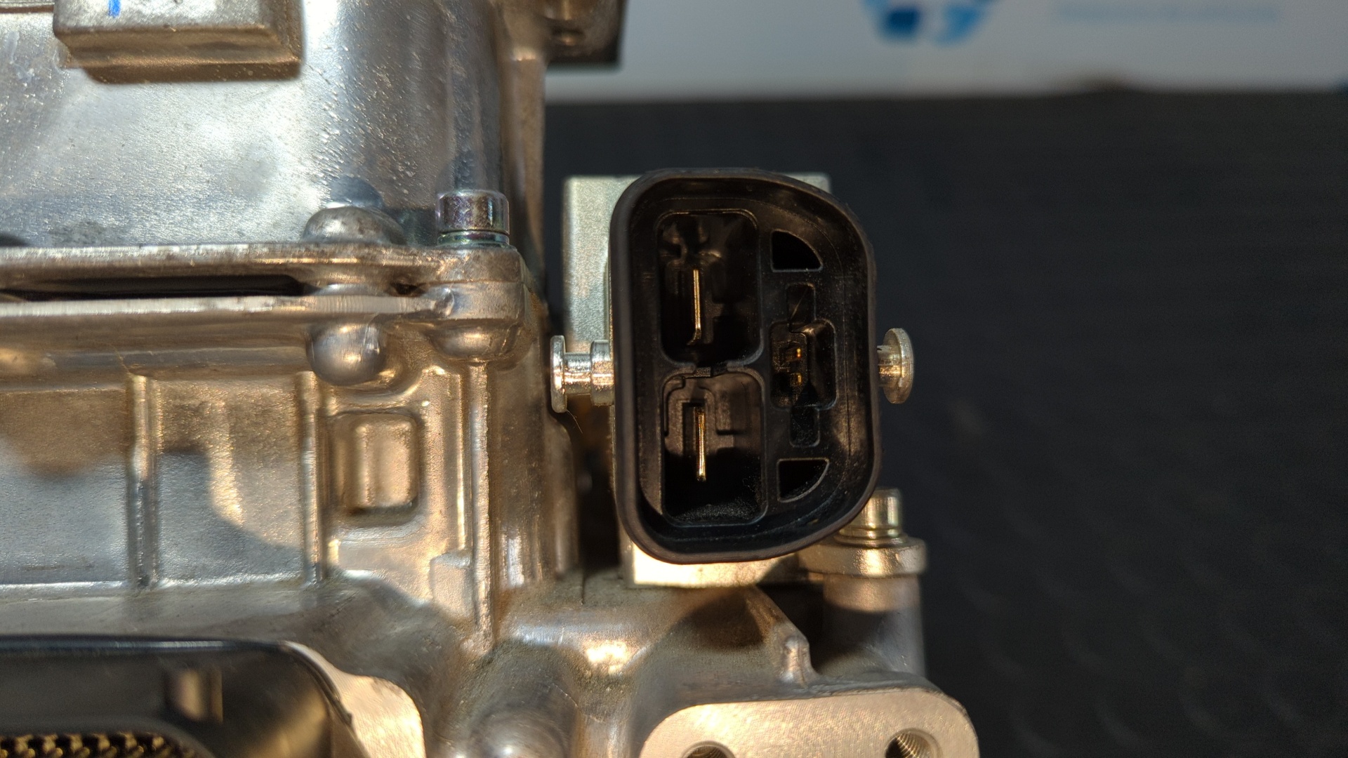 INVERTER / CONVERTER HYUNDAI IONIQ 6 - vista 5