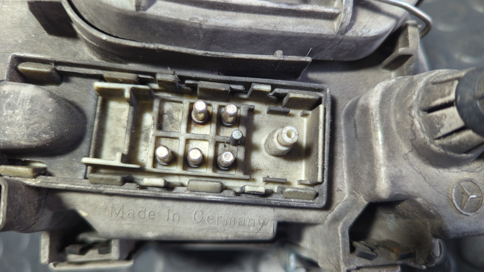 FARO DERECHO MERCEDES-BENZ CLASE C (W202) - vista 5