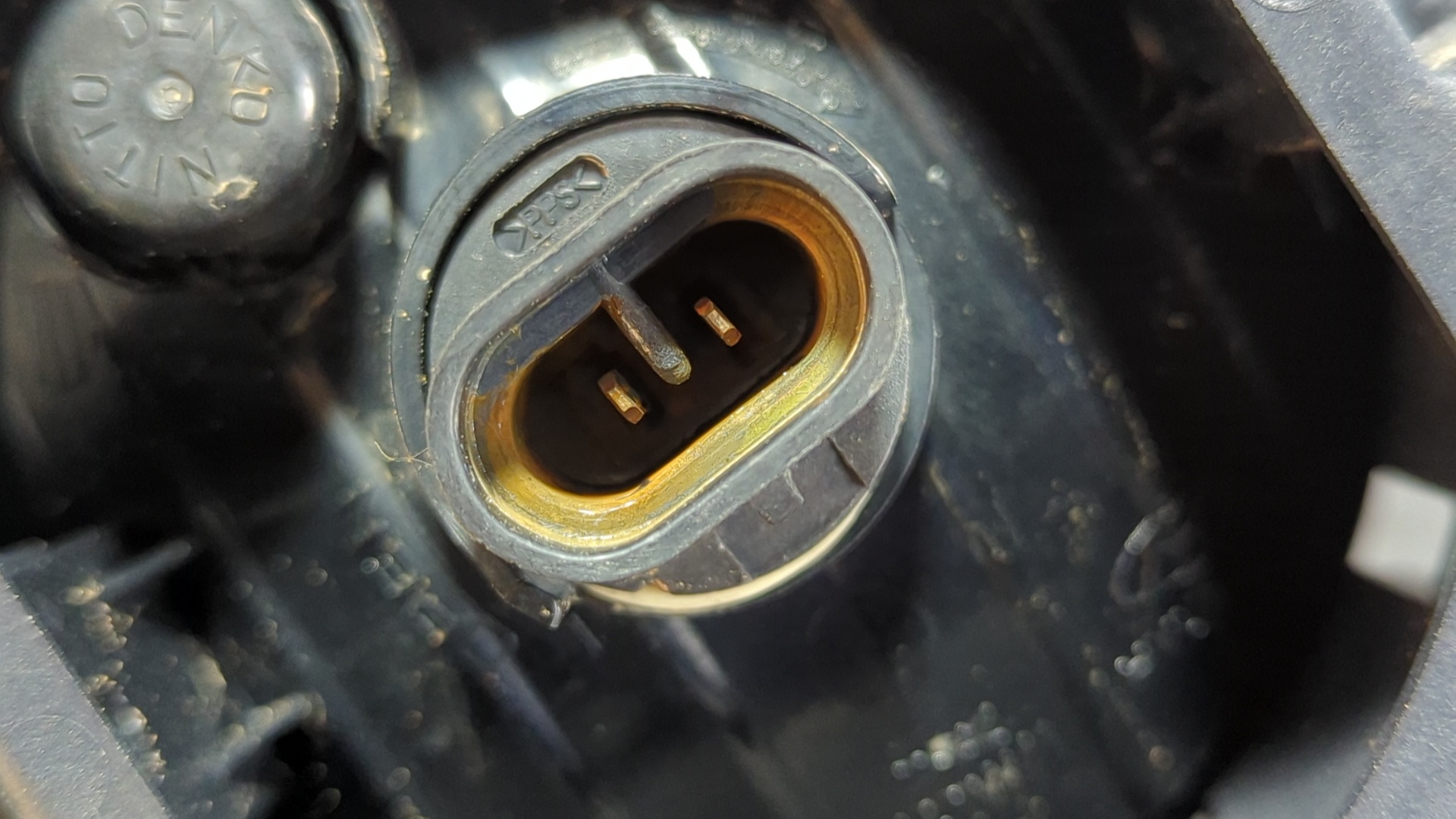 FARO ANTINIEBLA IZQUIERDO HYUNDAI IX35 - vista 3