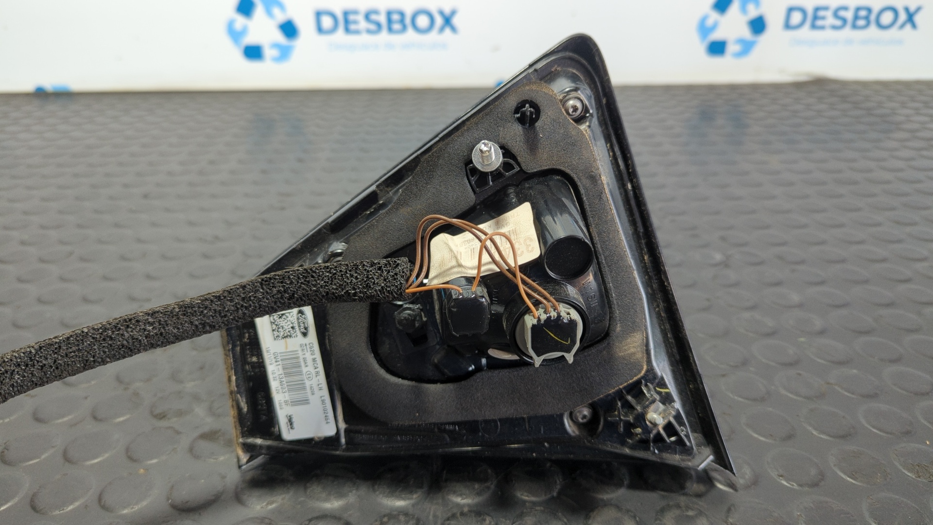 PILOTO PORTON IZQUIERDO FORD KUGA - vista 2