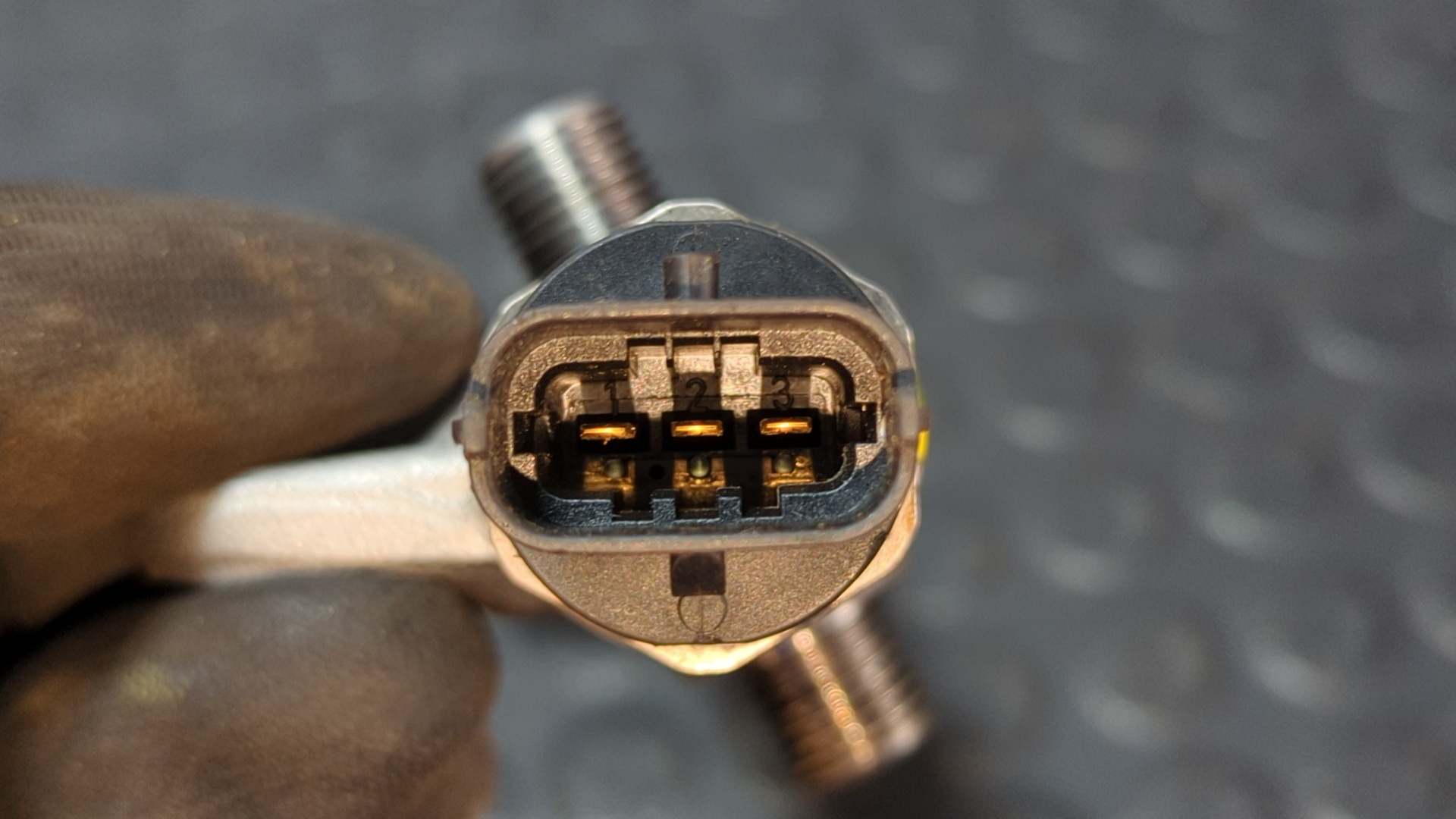 RAMPA INYECTORA JEEP COMPASS II - vista 2