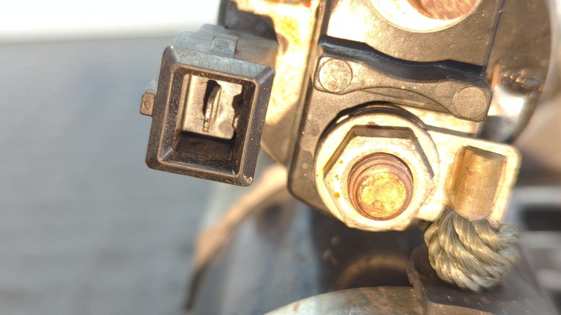 MOTOR ARRANQUE PEUGEOT 3008 - vista 2