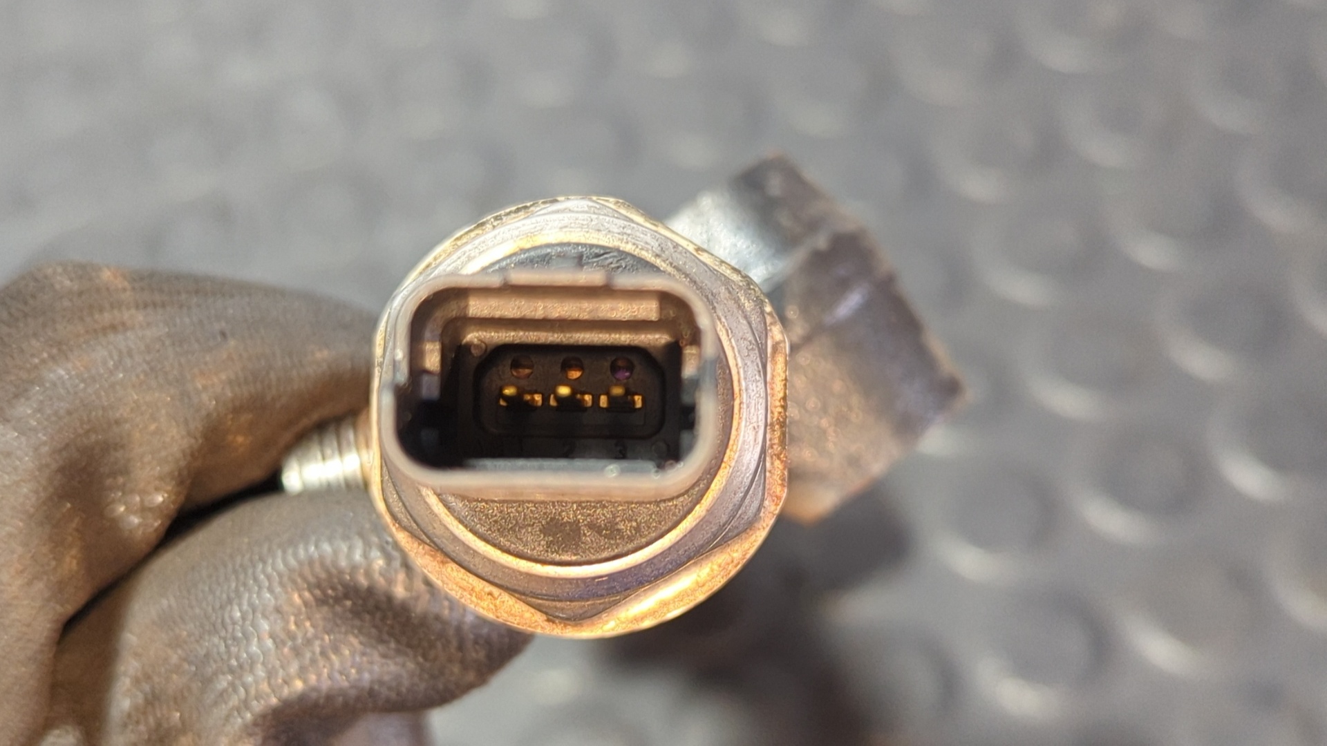 RAMPA INYECTORA FORD C-MAX (CB3) - vista 2