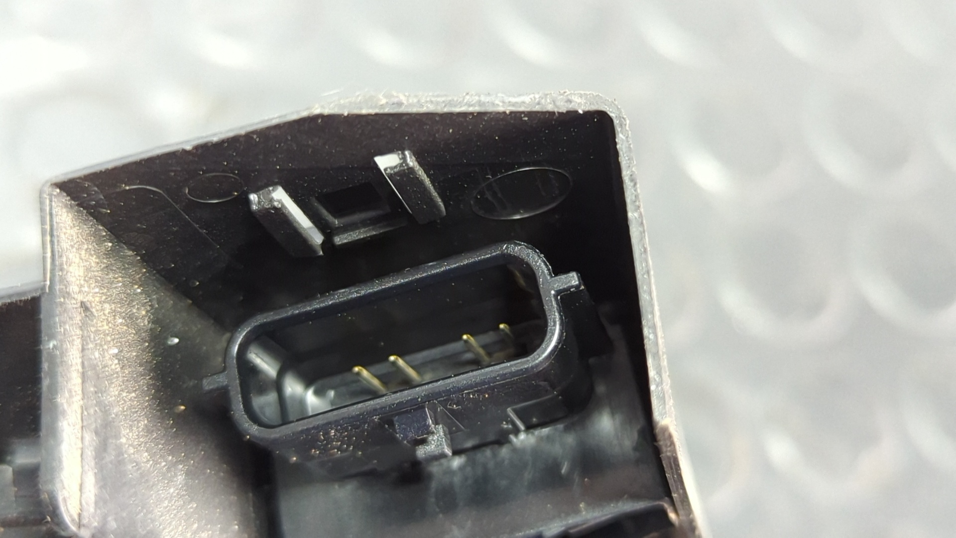 CERRADURA PUERTA TRASERA DERECHA RENAULT MEGANE IV BERLINA 5P - vista 2