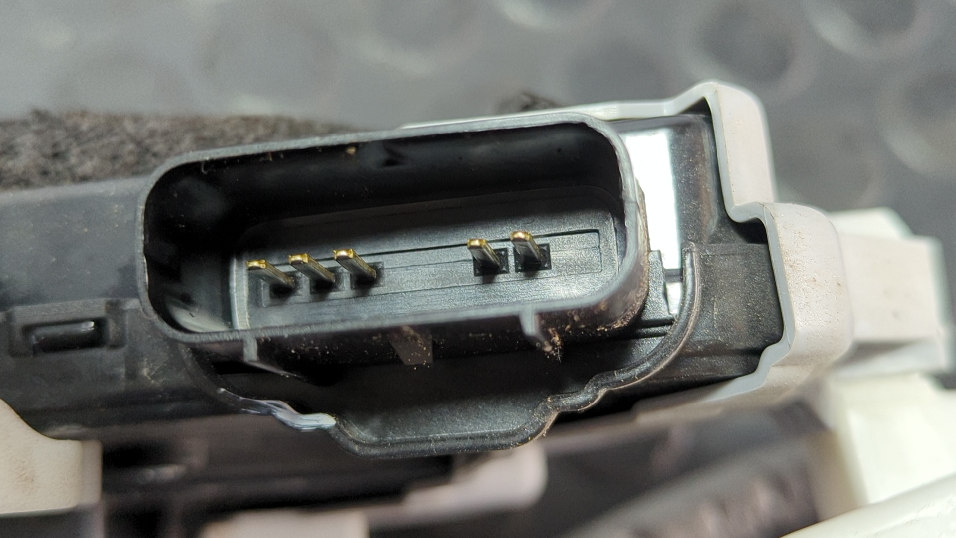 CERRADURA PUERTA TRASERA IZQUIERDA HYUNDAI IONIQ 6 - vista 3