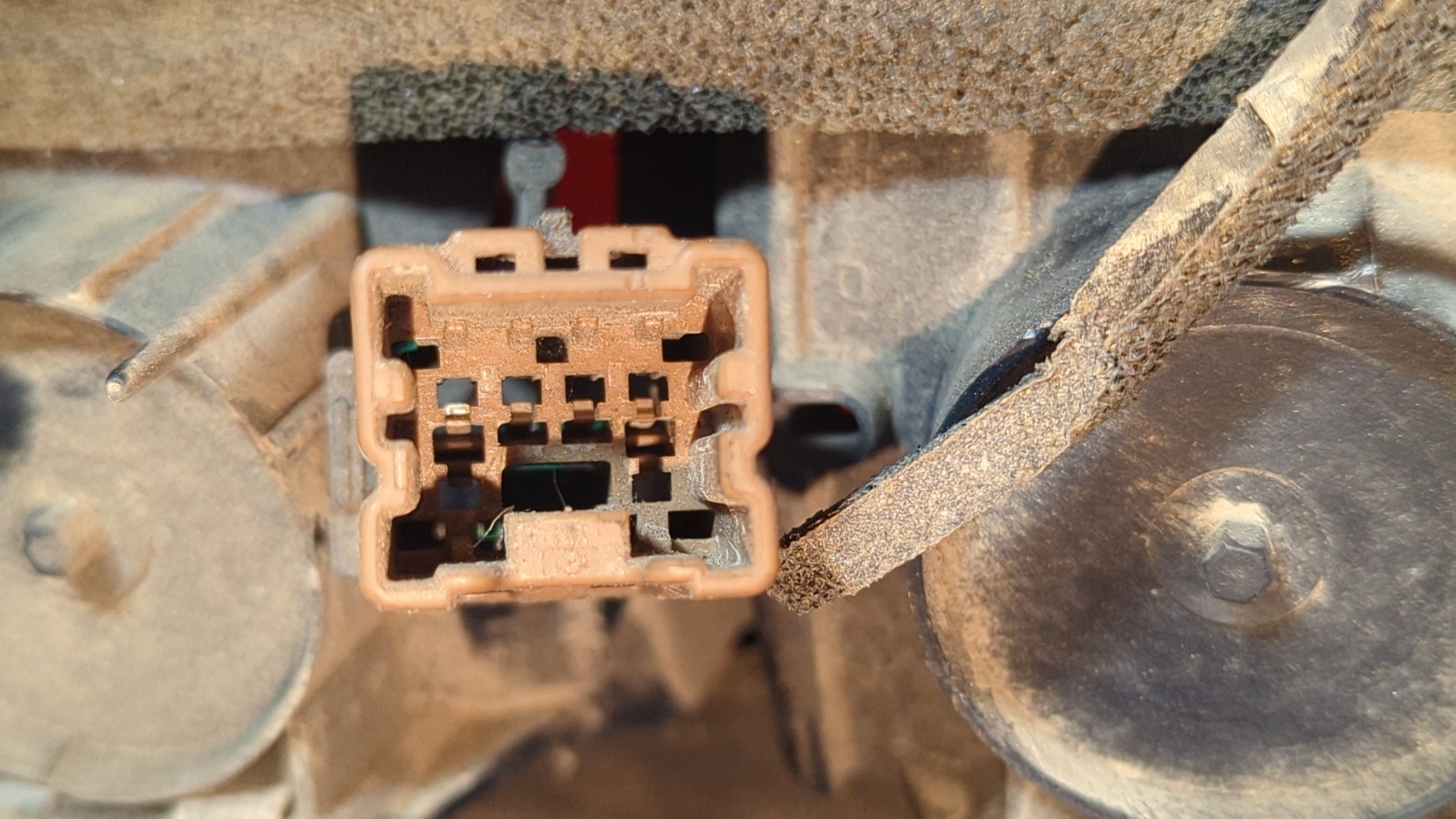 PILOTO TRASERO DERECHO NISSAN PATROL GR (Y61) - vista 2