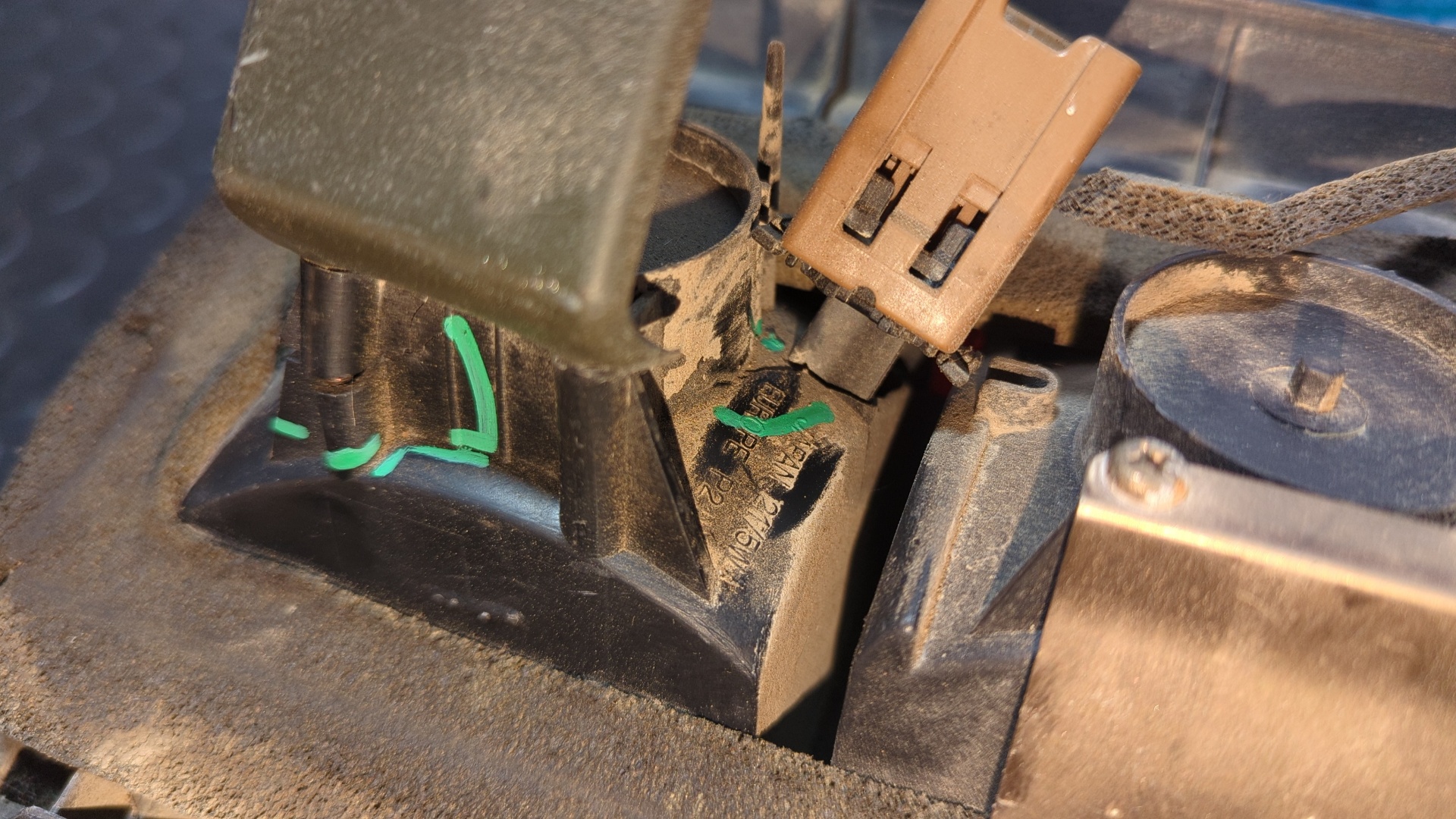 PILOTO TRASERO DERECHO NISSAN PATROL GR (Y61) - vista 3