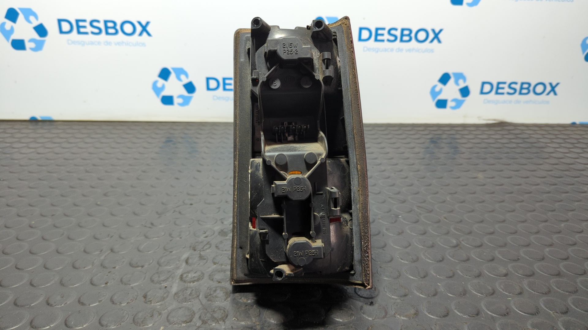 PILOTO TRASERO IZQUIERDO AIXAM 400 - vista 3