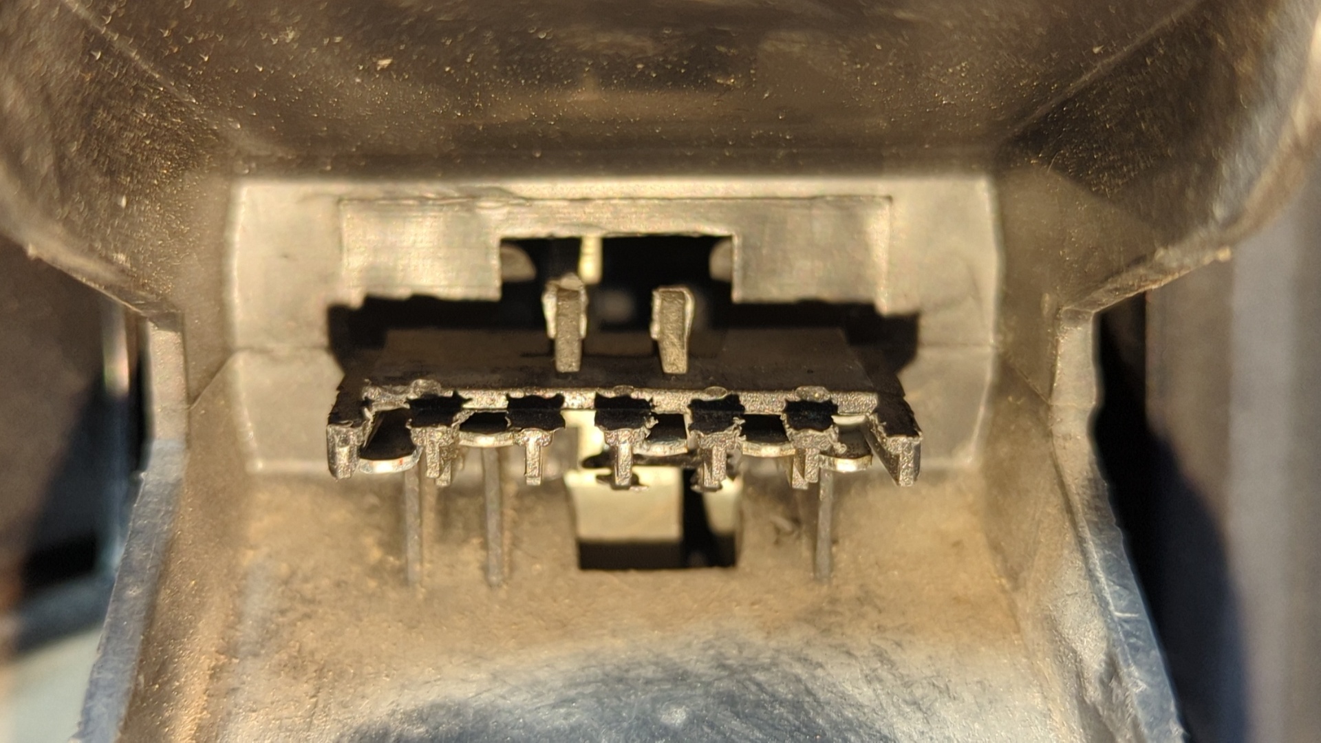 PILOTO TRASERO DERECHO AIXAM 400 - vista 2