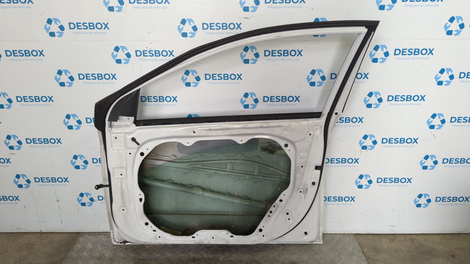 PUERTA DELANTERA DERECHA HYUNDAI IONIQ 6 - vista 2