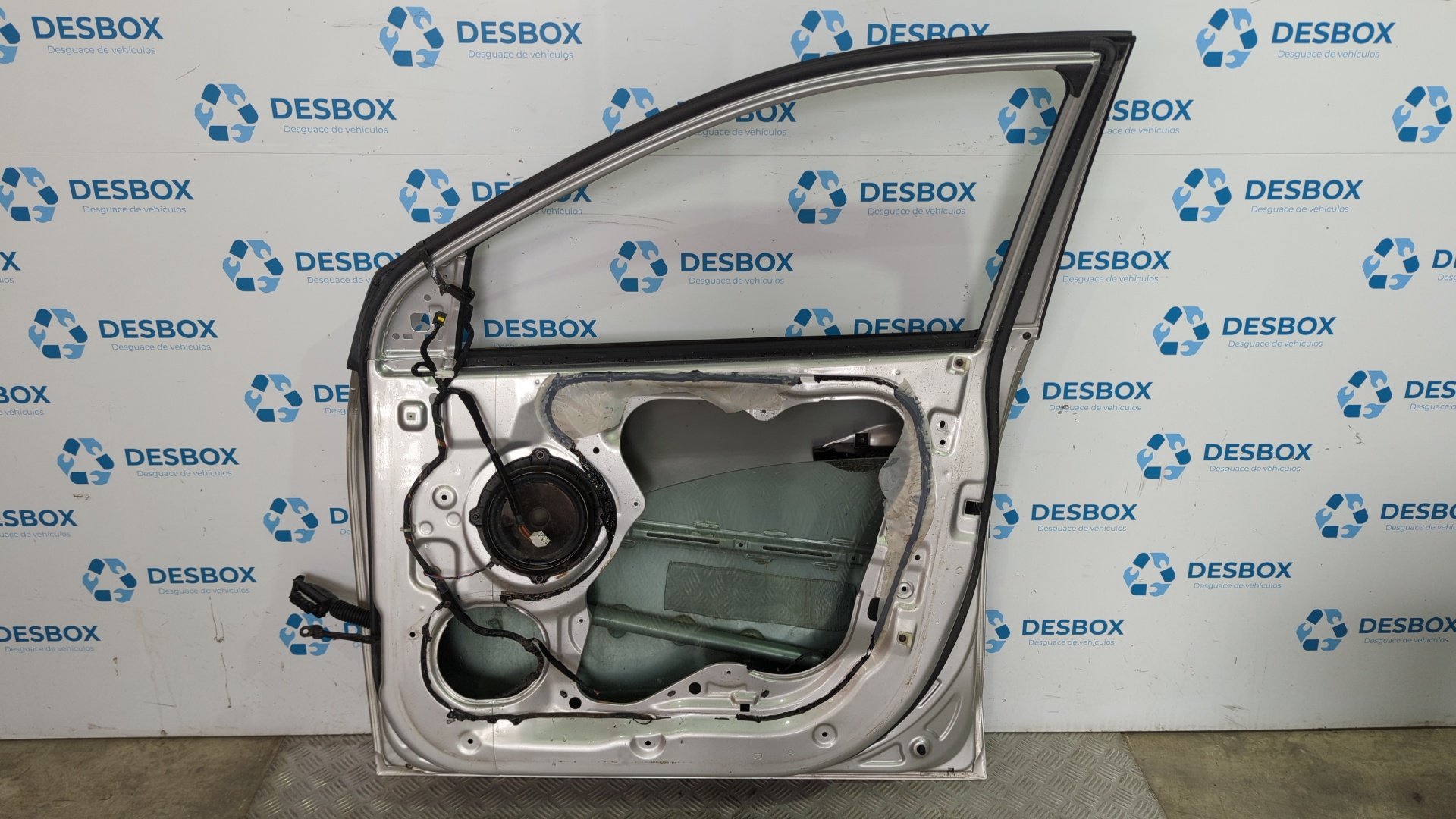 PUERTA DELANTERA DERECHA HYUNDAI IX35 - vista 2