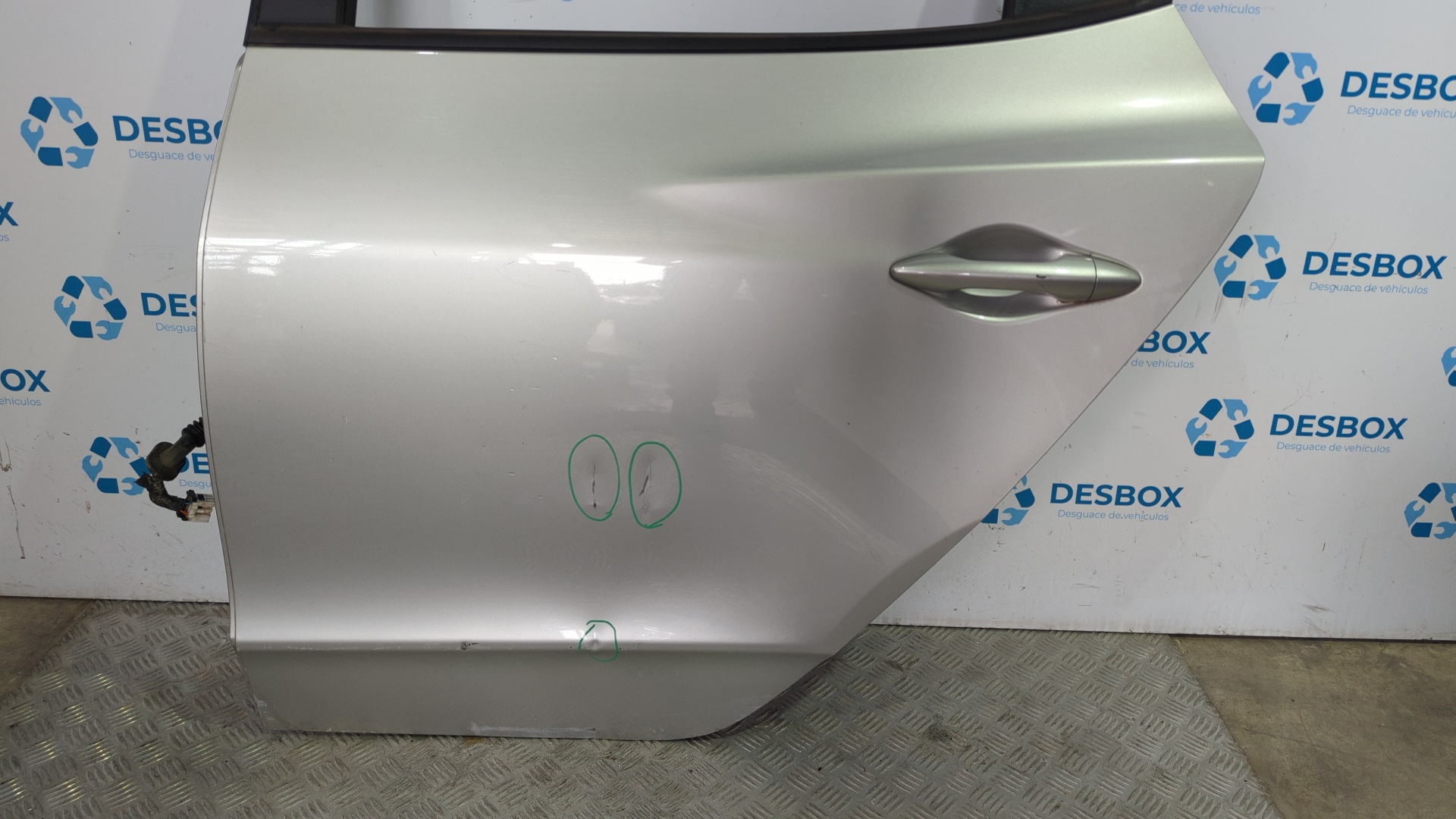 PUERTA TRASERA IZQUIERDA HYUNDAI IX35 - vista 4