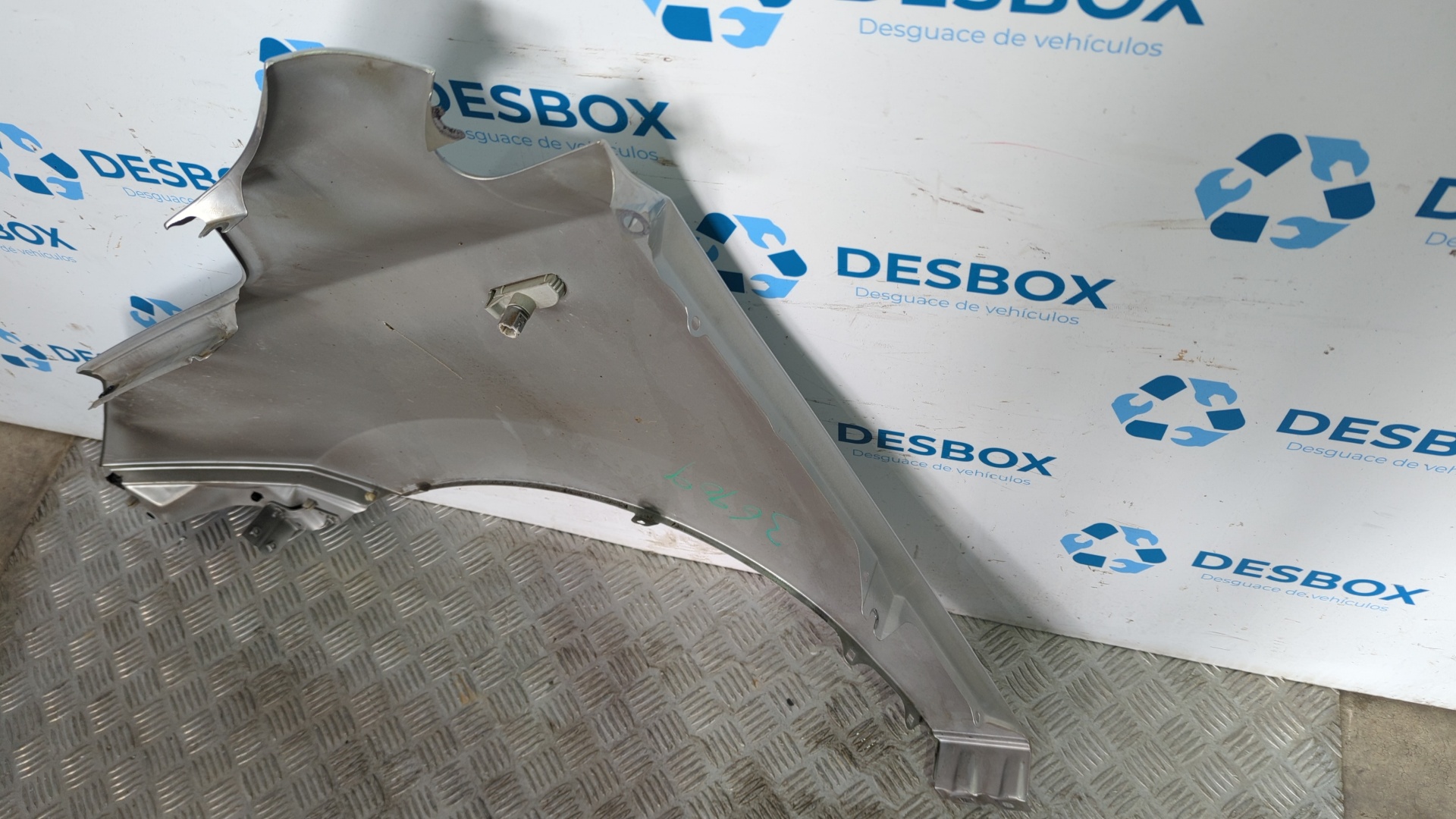 ALETA DELANTERA DERECHA HYUNDAI IX35 - vista 3