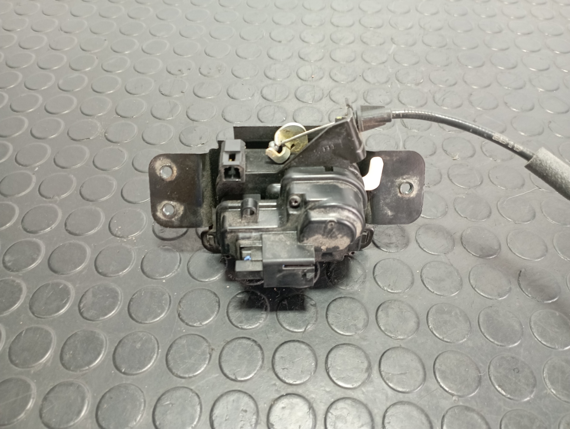 CERRADURA MALETERO / PORTON CHRYSLER JEEP COMPASS - vista 4