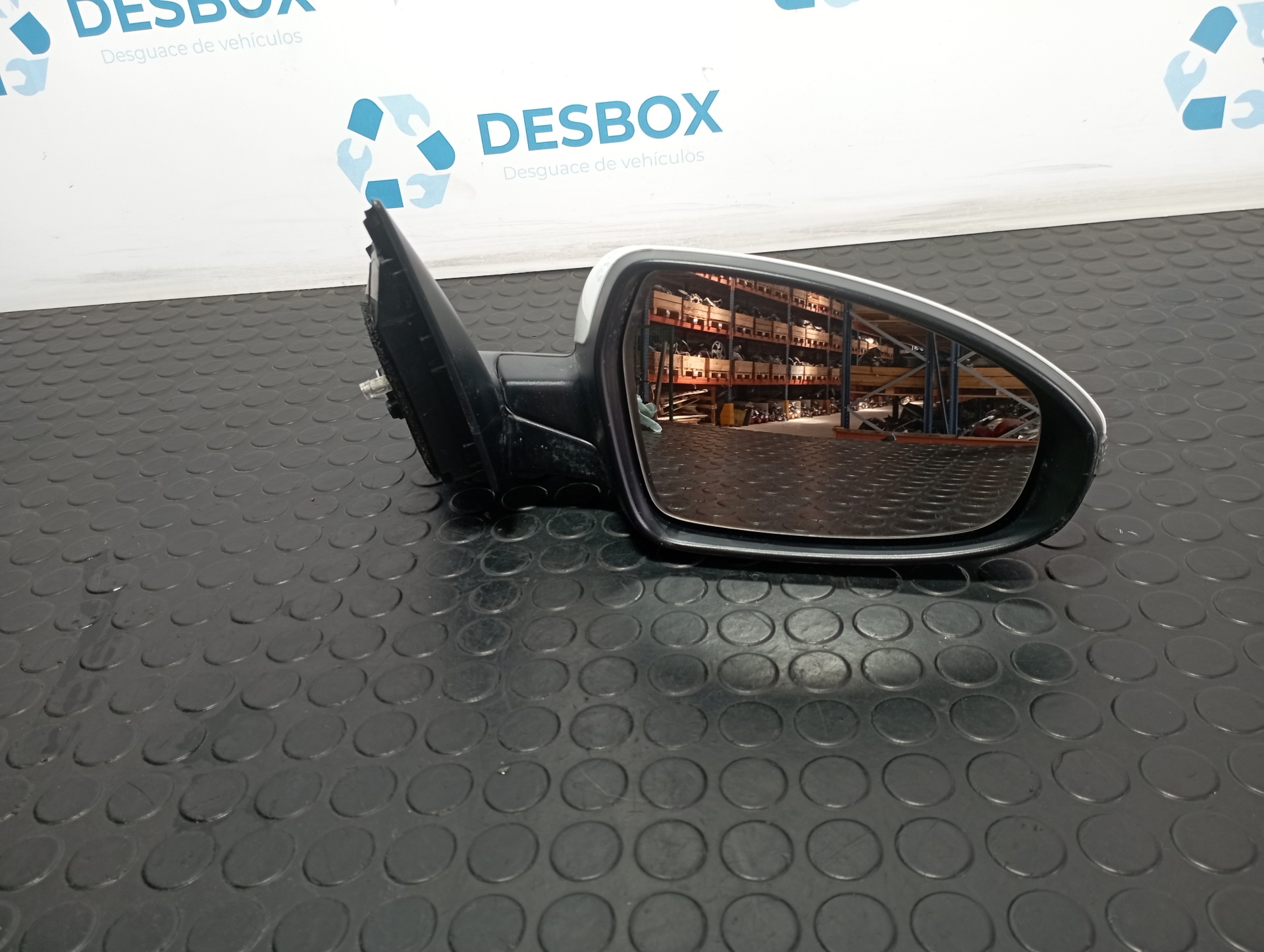 RETROVISOR DERECHO KIA XCEED