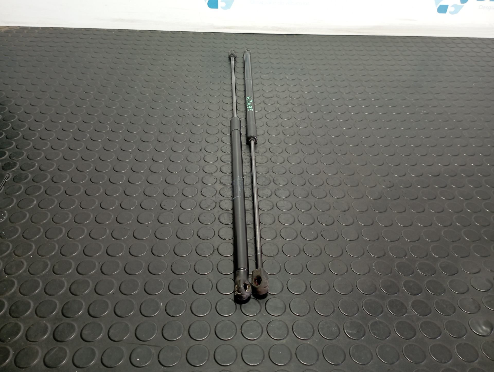 AMORTIGUADORES MALETERO / PORTON RENAULT MEGANE III COUPE