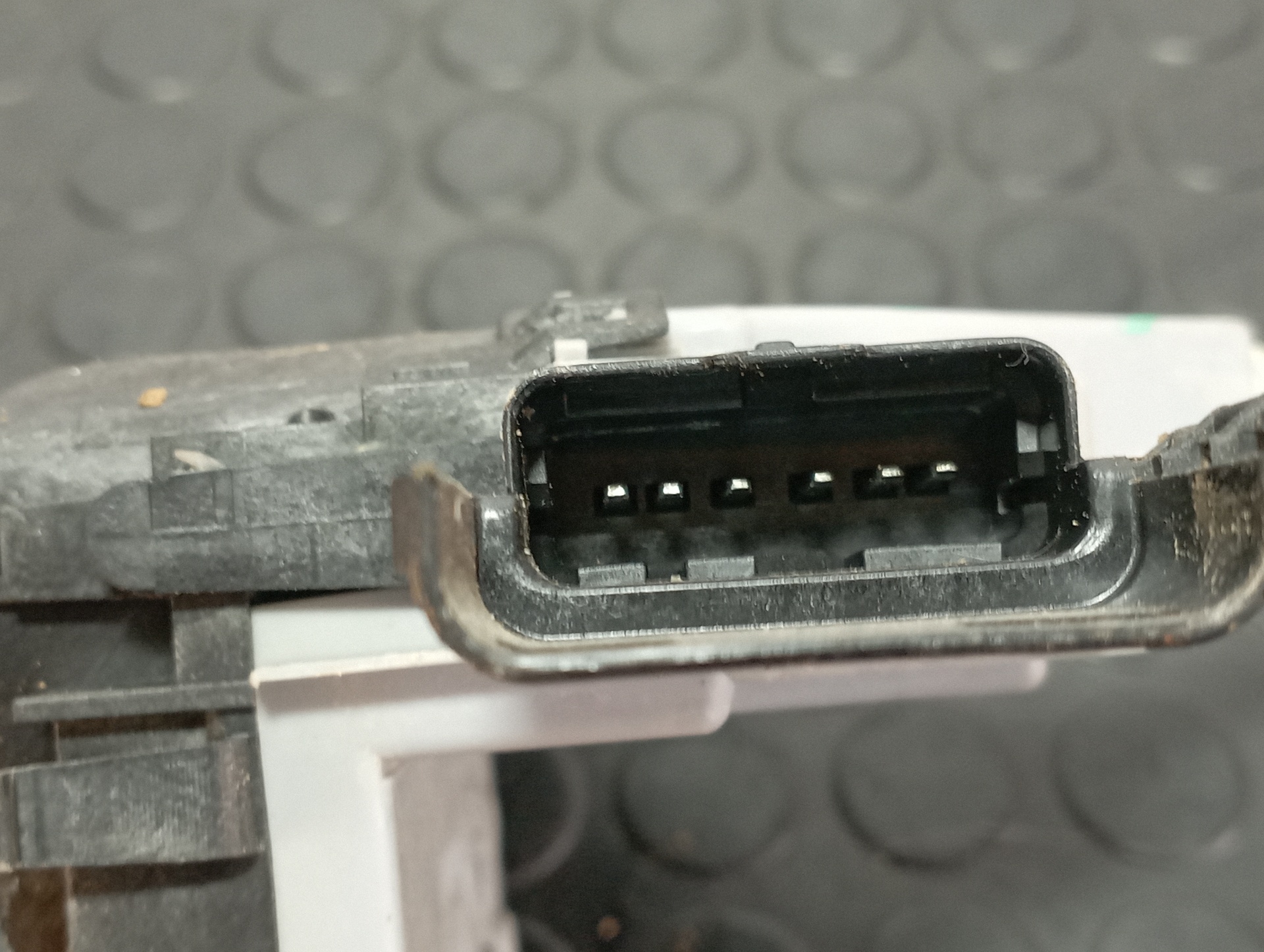 CERRADURA PUERTA TRASERA IZQUIERDA PEUGEOT 3008 - vista 3