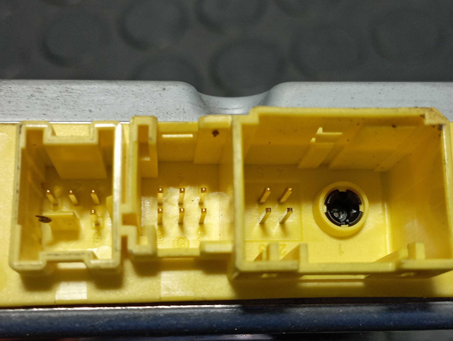 MODULO ELECTRONICO BMW SERIE 5 BERLINA (E60) - vista 4