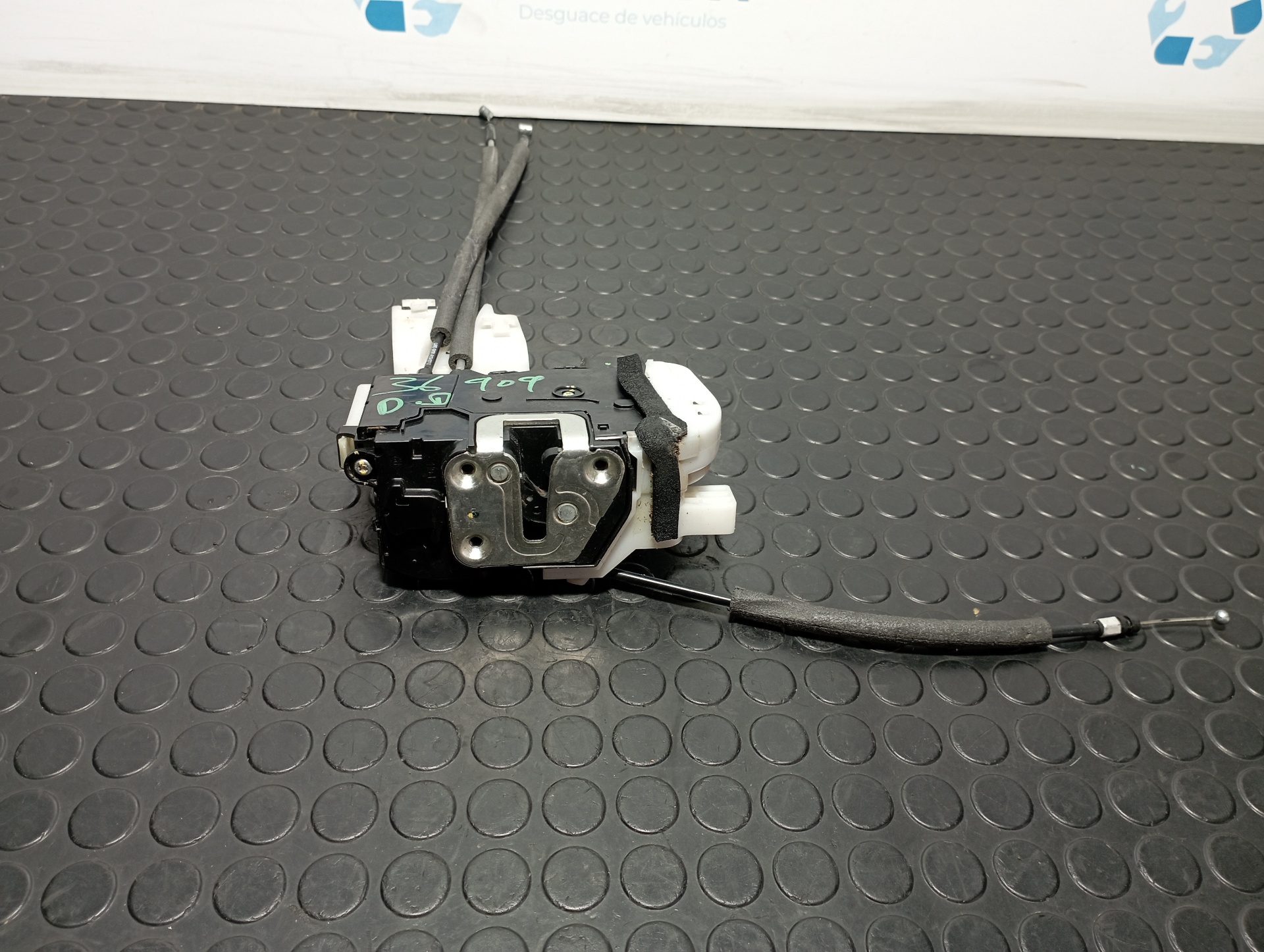 CERRADURA PUERTA DELANTERA DERECHA HYUNDAI IX35 - vista 2