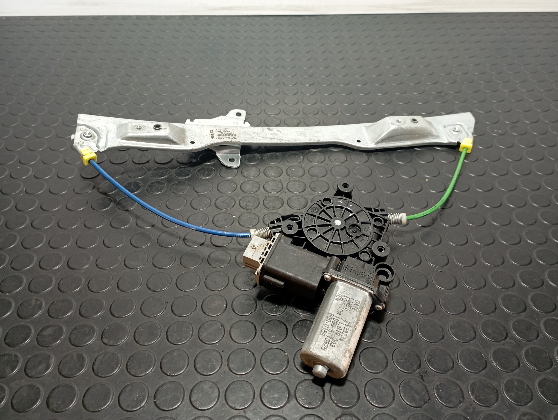 ELEVALUNAS DELANTERO IZQUIERDO OPEL CORSA E