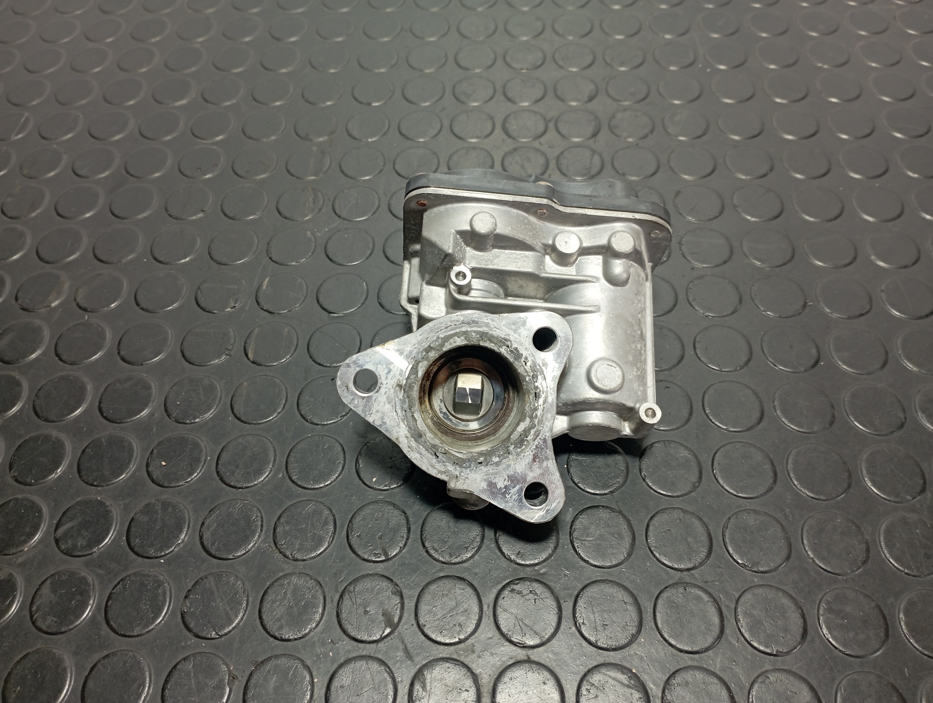 VALVULA EGR RENAULT KANGOO - vista 3