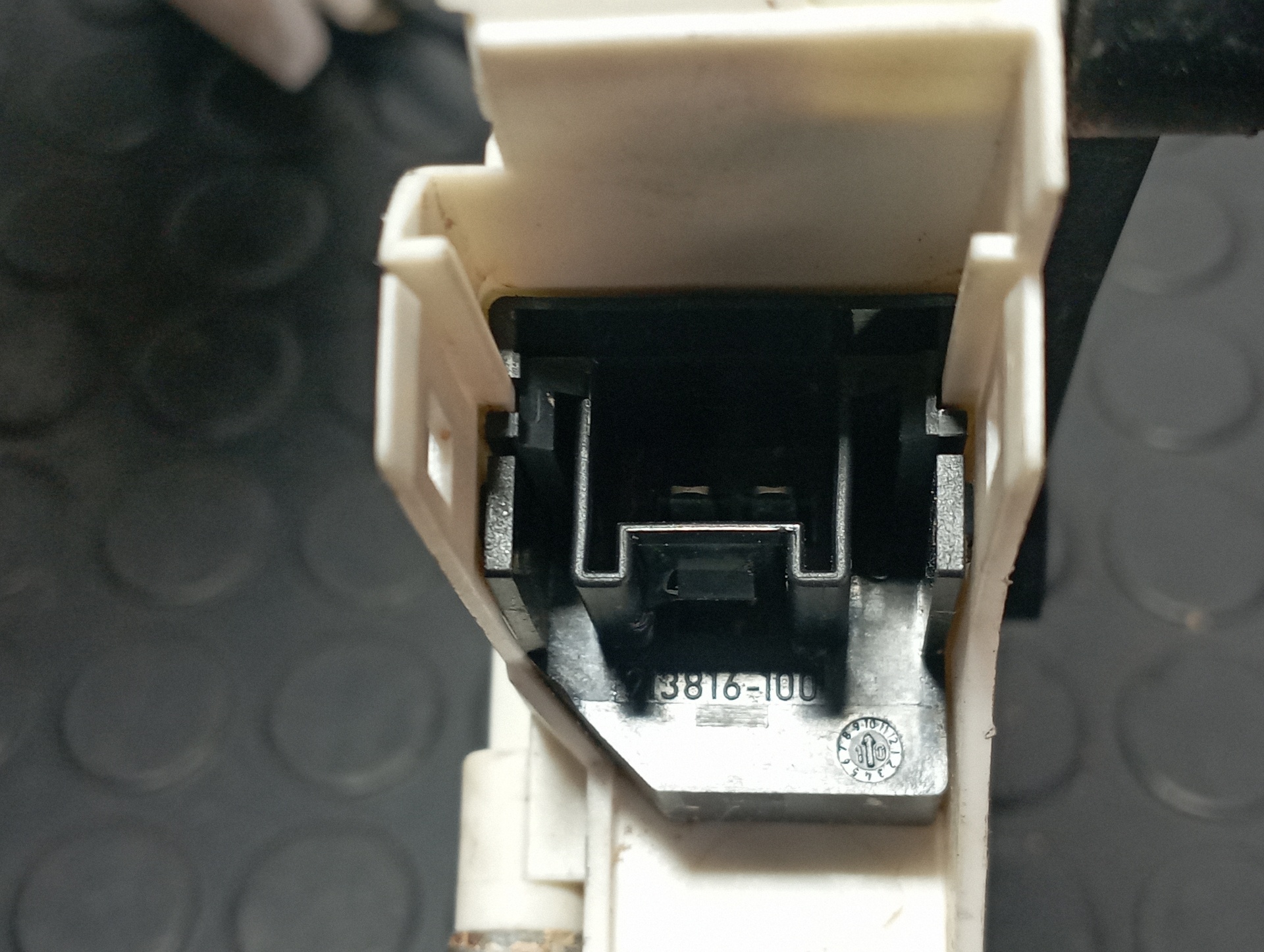 ELEVALUNAS TRASERO IZQUIERDO AUDI Q5 (8R) - vista 4