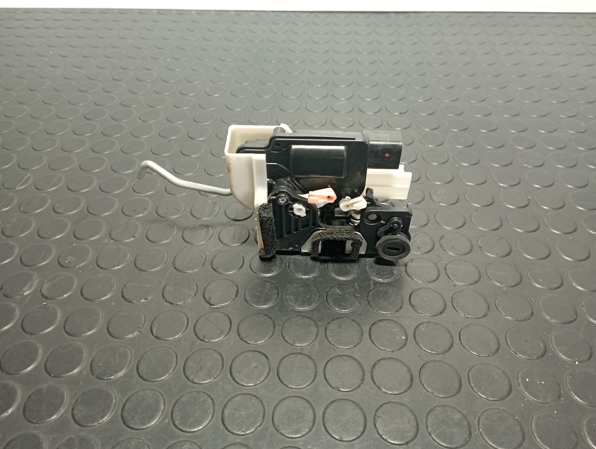 CERRADURA PUERTA TRASERA IZQUIERDA KIA PICANTO