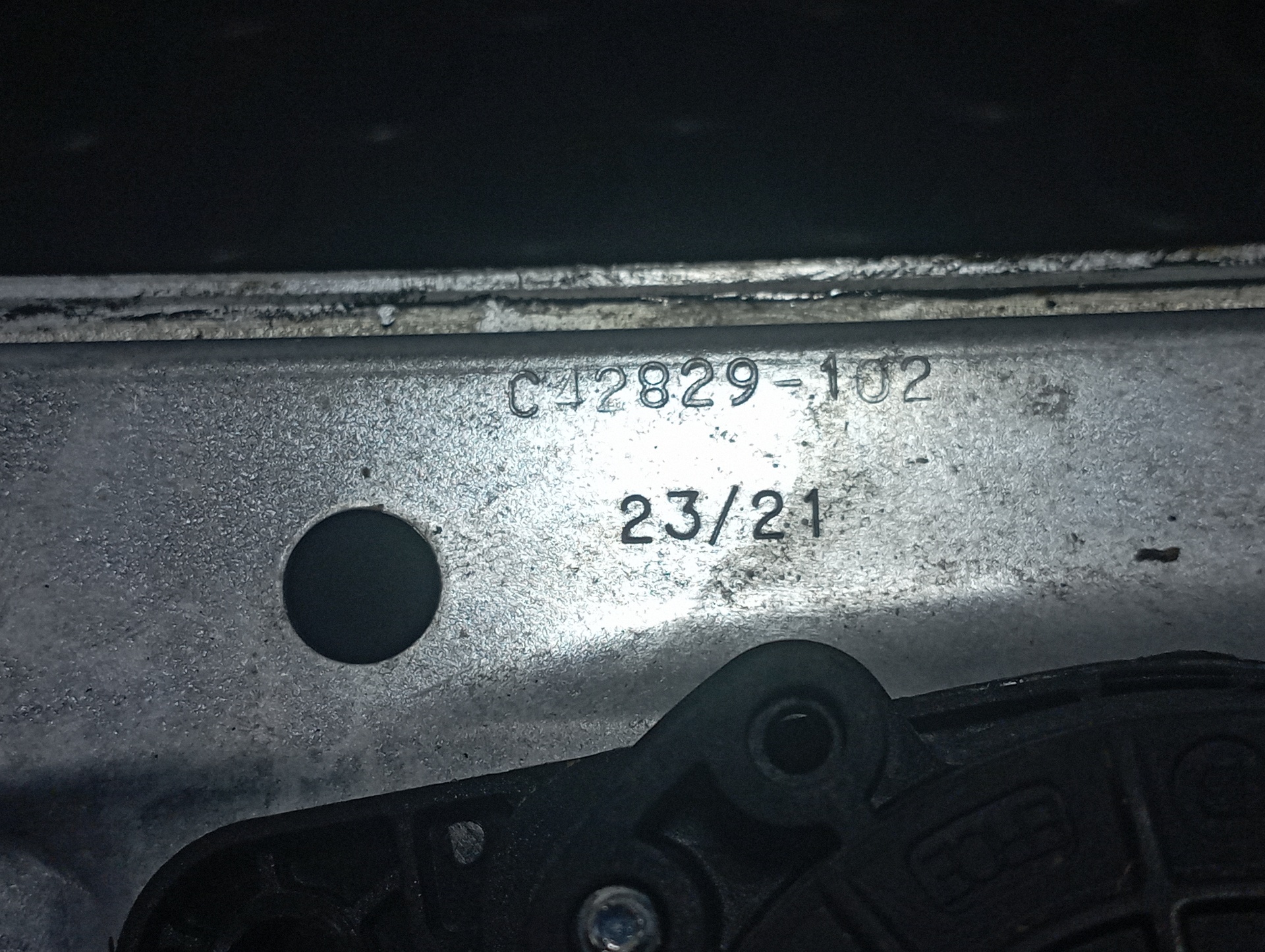 ELEVALUNAS DELANTERO IZQUIERDO RENAULT MEGANE IV BERLINA 5P - vista 3