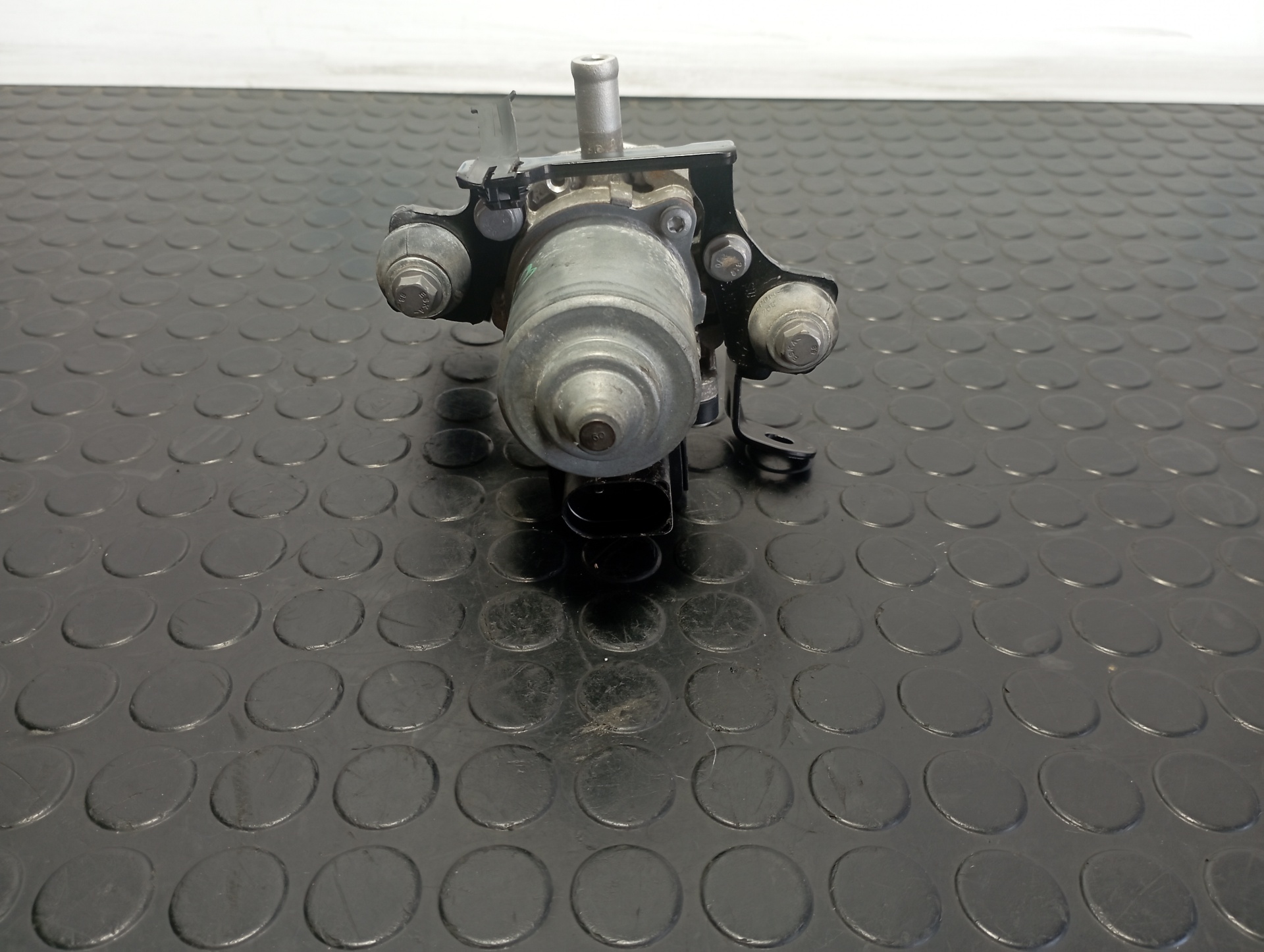 DEPRESOR FRENO / BOMBA VACIO VOLKSWAGEN POLO - vista 4