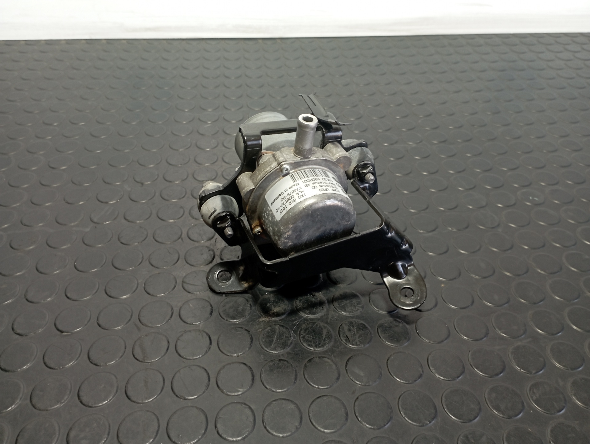 DEPRESOR FRENO / BOMBA VACIO VOLKSWAGEN POLO - vista 3