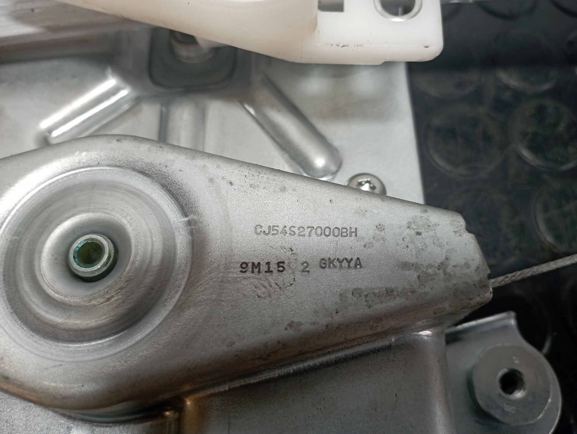 ELEVALUNAS TRASERO DERECHO FORD KUGA - vista 2