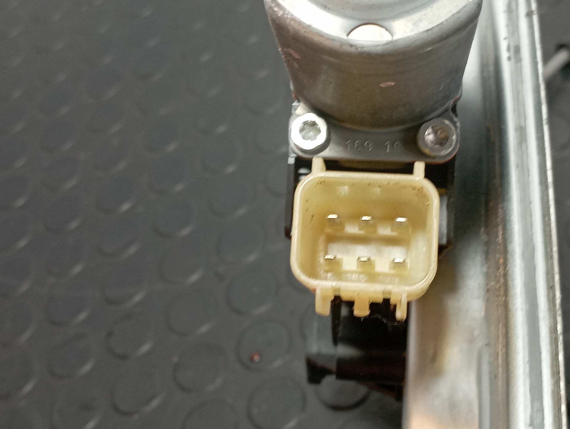 ELEVALUNAS DELANTERO IZQUIERDO FORD KUGA - vista 2