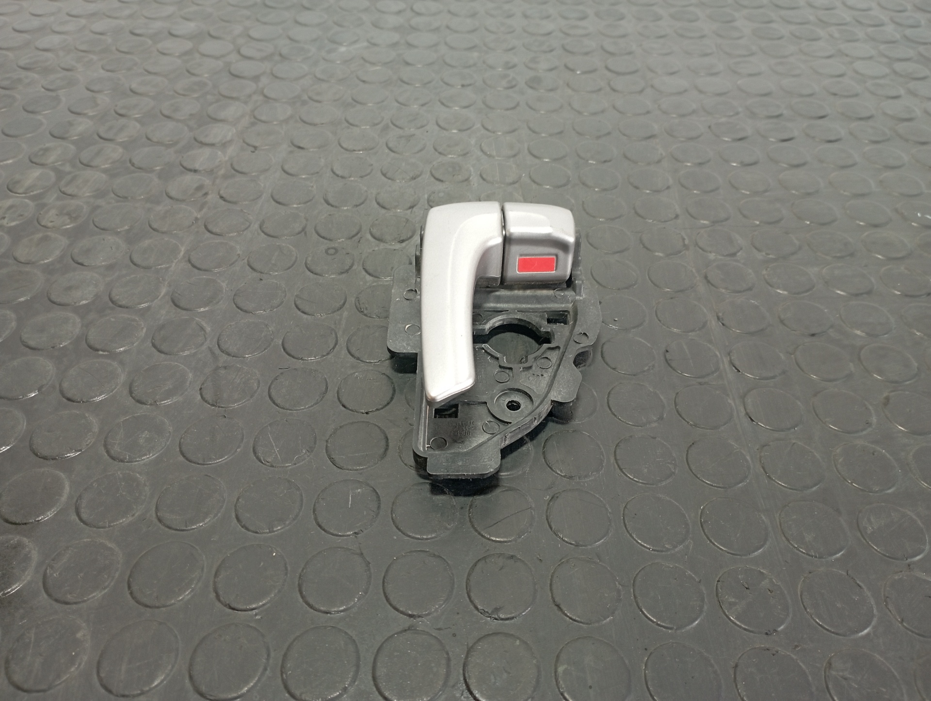 MANETA INTERIOR DELANTERA IZQUIERDA HYUNDAI IX35 - vista 4