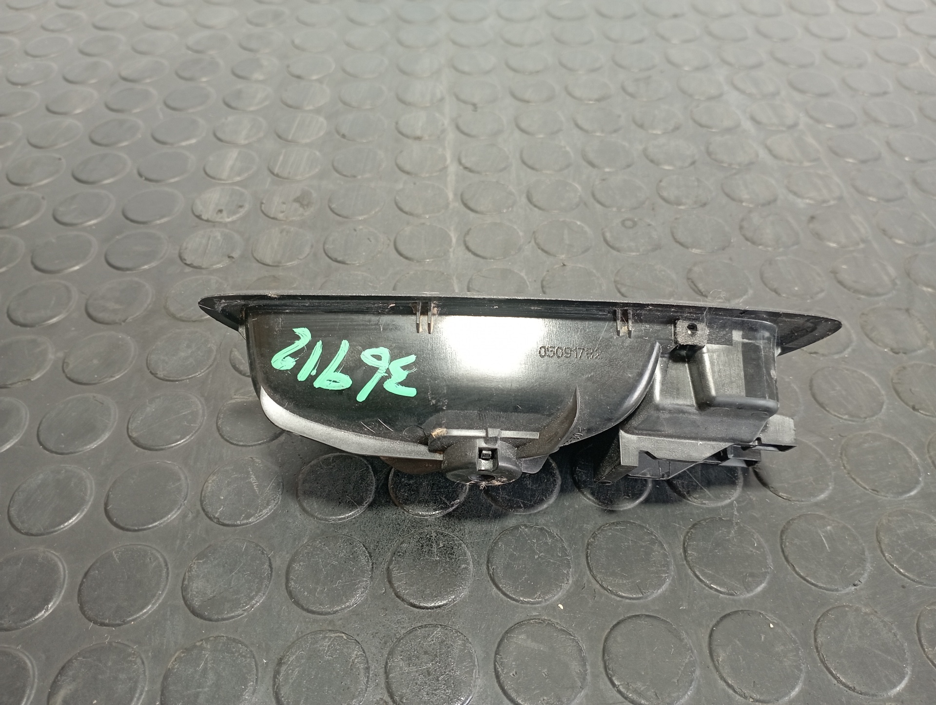 MANETA INTERIOR DELANTERA IZQUIERDA RENAULT MEGANE IV BERLINA 5P - vista 2