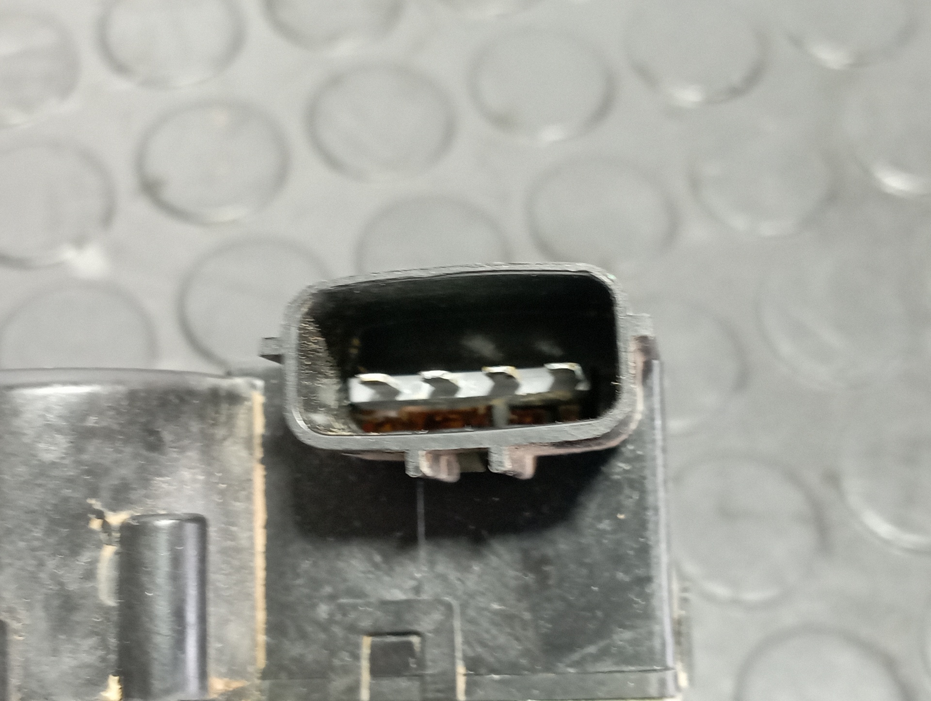 CERRADURA MALETERO / PORTON HYUNDAI I20 ACTIVE - vista 3