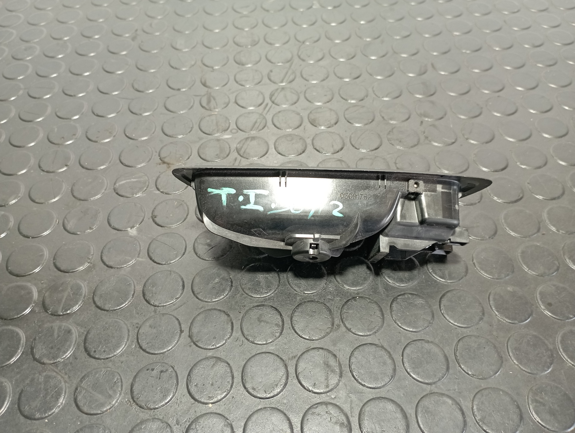 MANETA INTERIOR TRASERA IZQUIERDA RENAULT MEGANE IV BERLINA 5P - vista 2