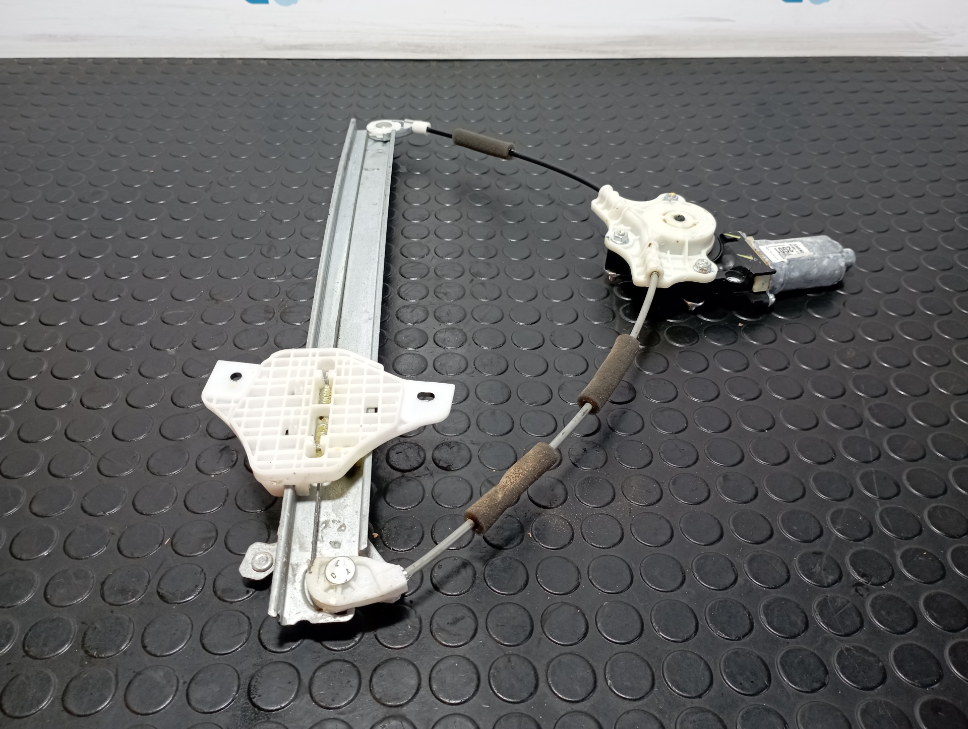 ELEVALUNAS DELANTERO DERECHO HYUNDAI I20 ACTIVE - vista 2