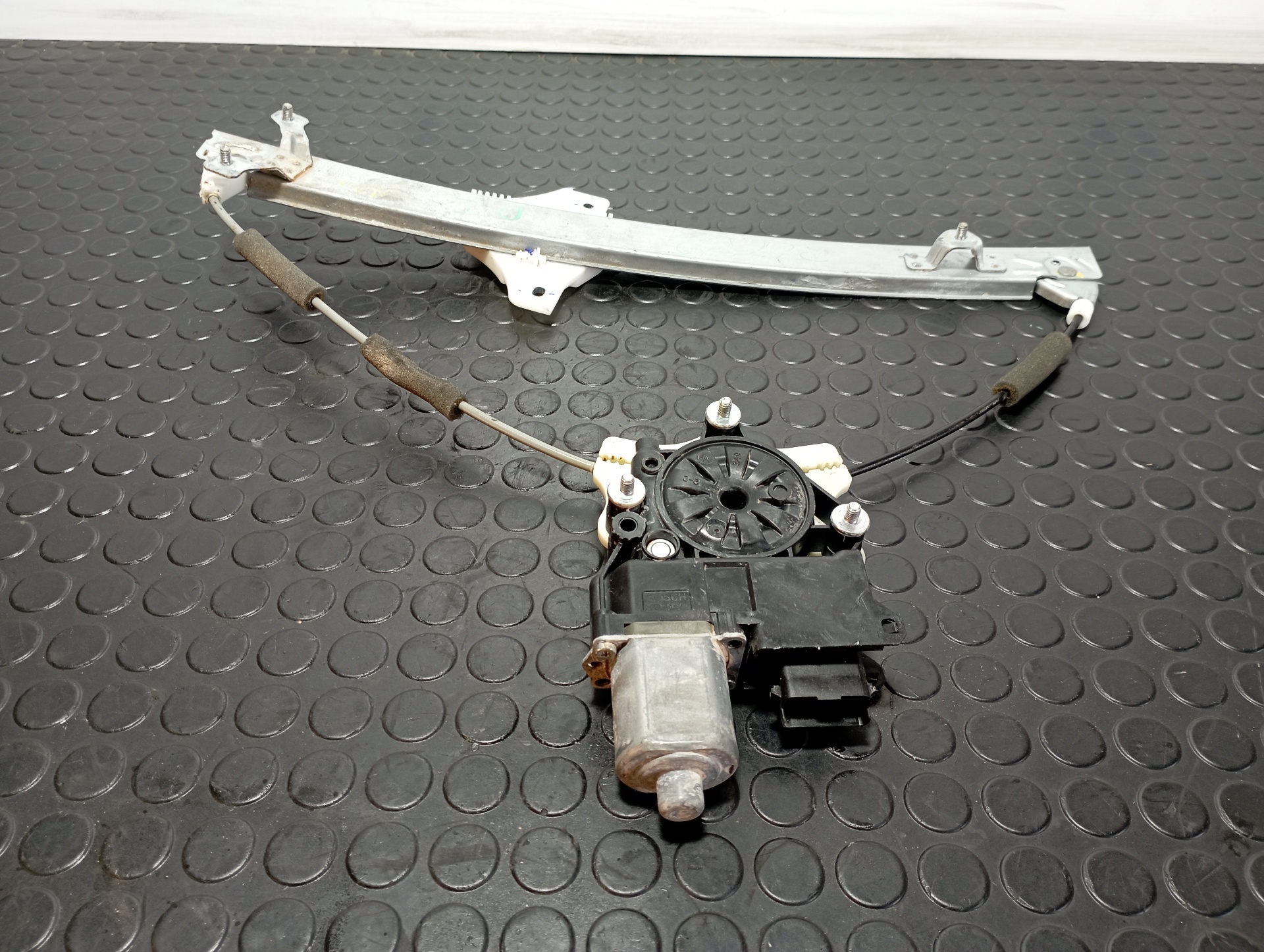 ELEVALUNAS DELANTERO IZQUIERDO HYUNDAI I20 ACTIVE