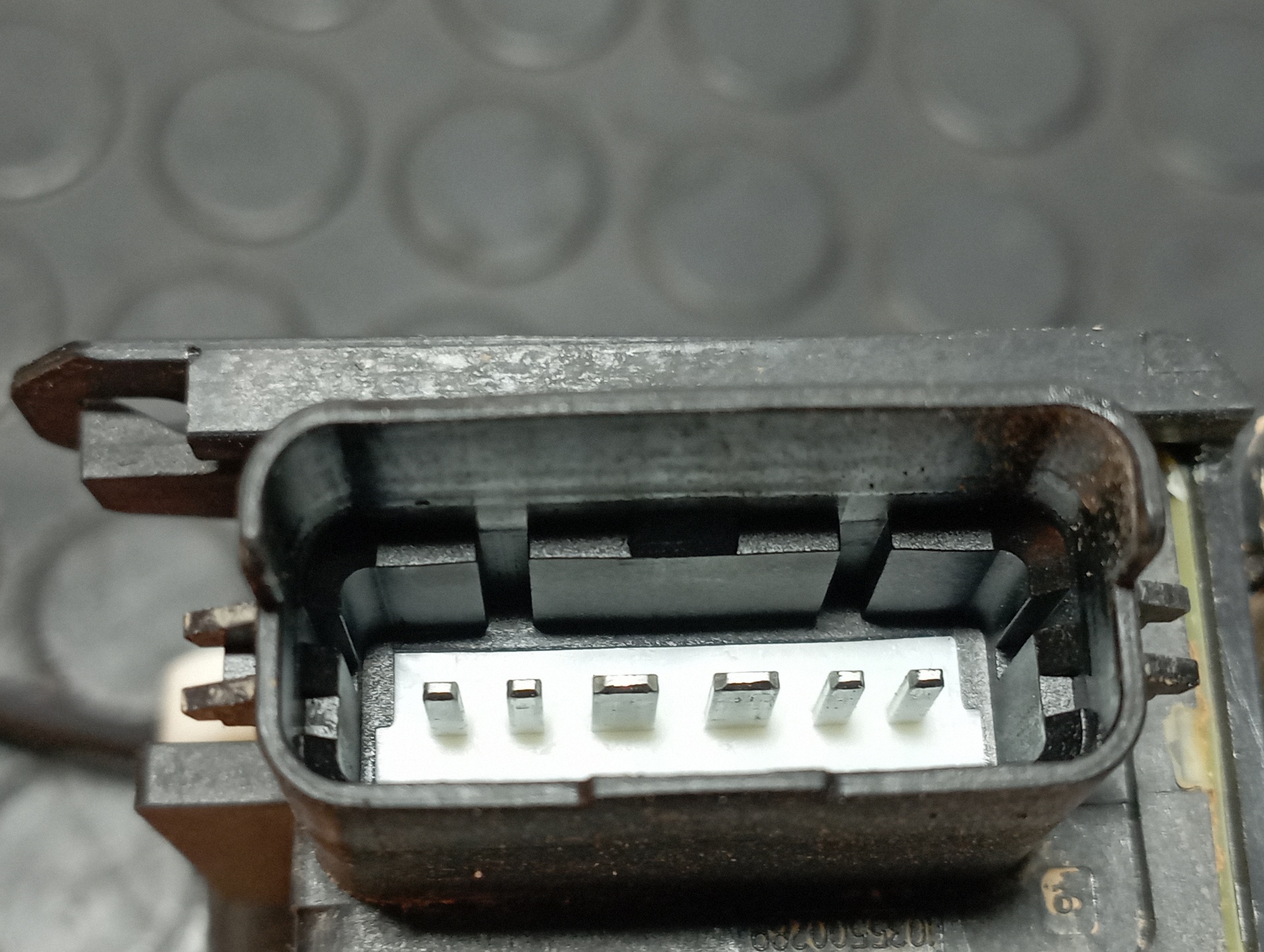 ELEVALUNAS DELANTERO IZQUIERDO HYUNDAI I20 ACTIVE - vista 3