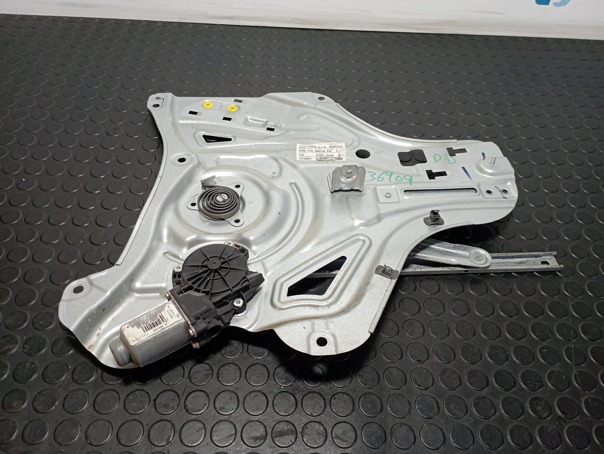 ELEVALUNAS DELANTERO DERECHO HYUNDAI IX35