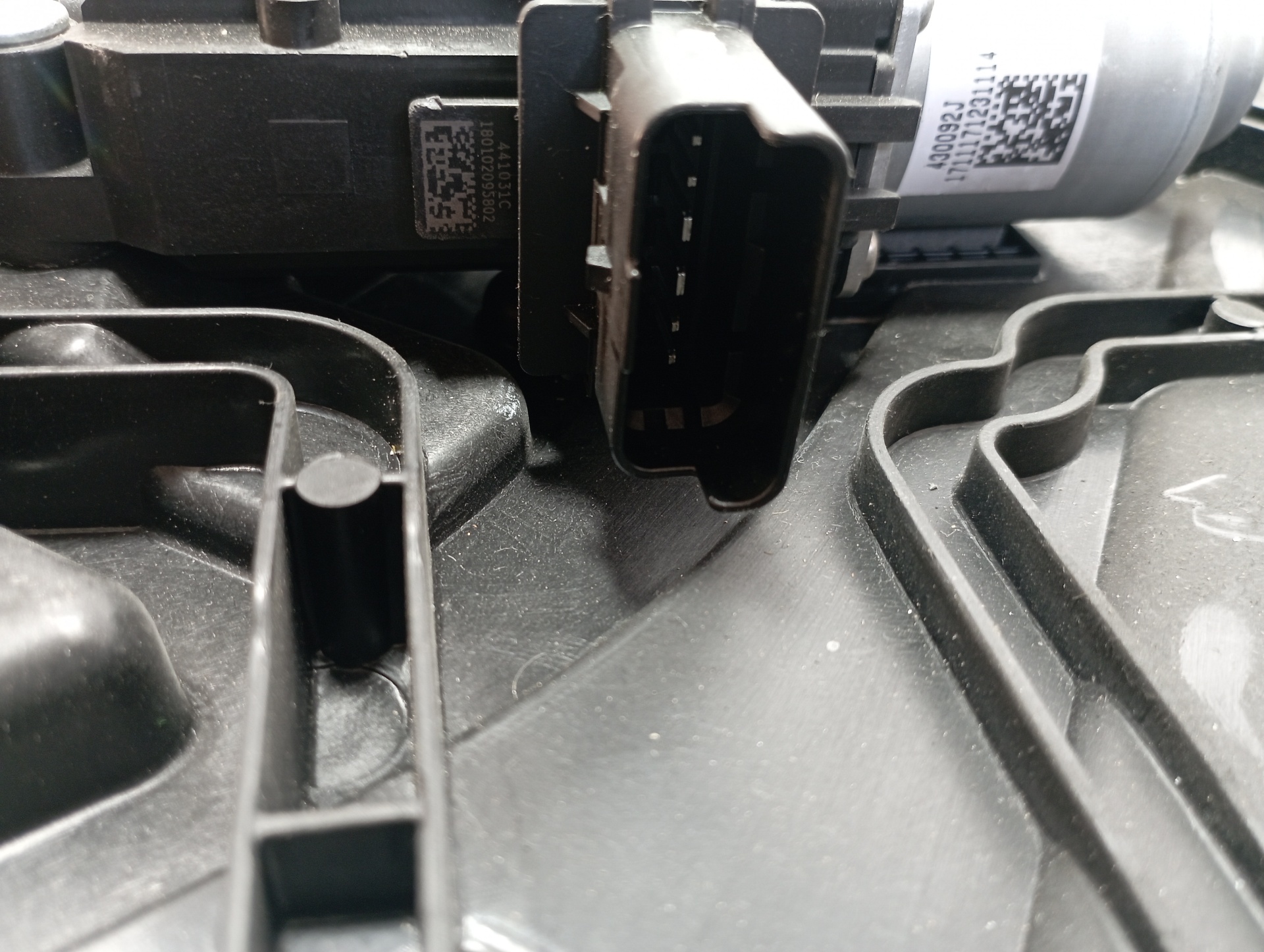 ELEVALUNAS DELANTERO IZQUIERDO HYUNDAI IONIQ 6 - vista 4